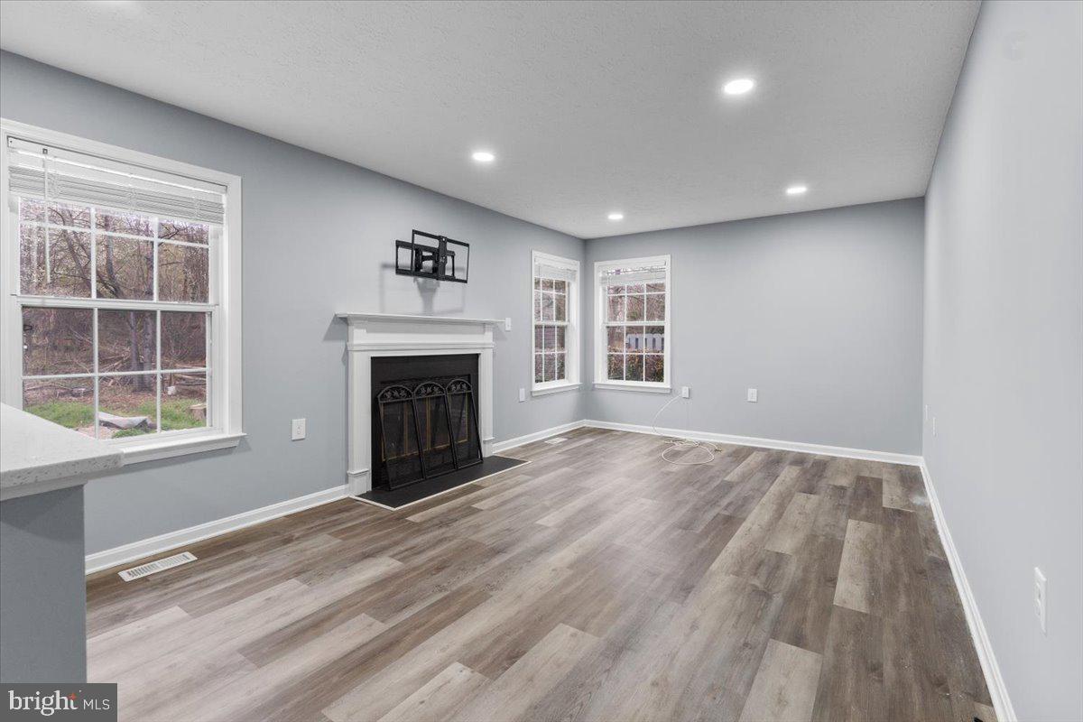 HIDDEN SPRING - Residential