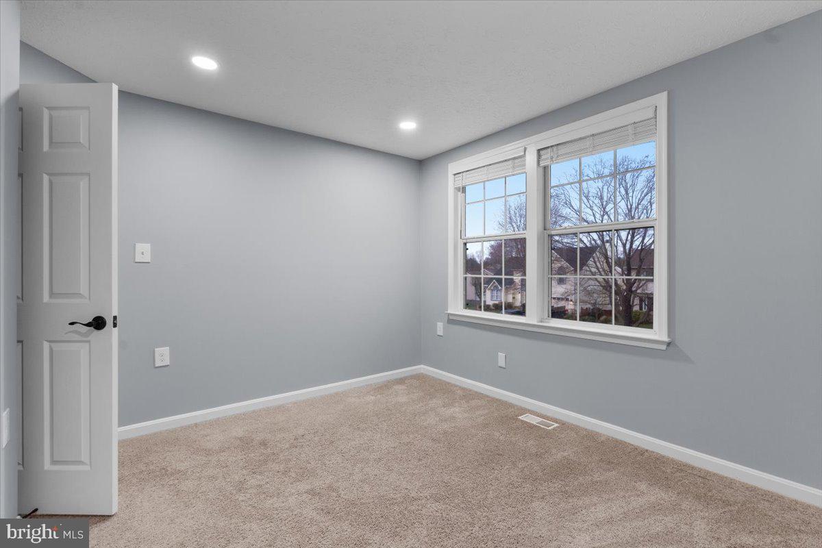 HIDDEN SPRING - Residential