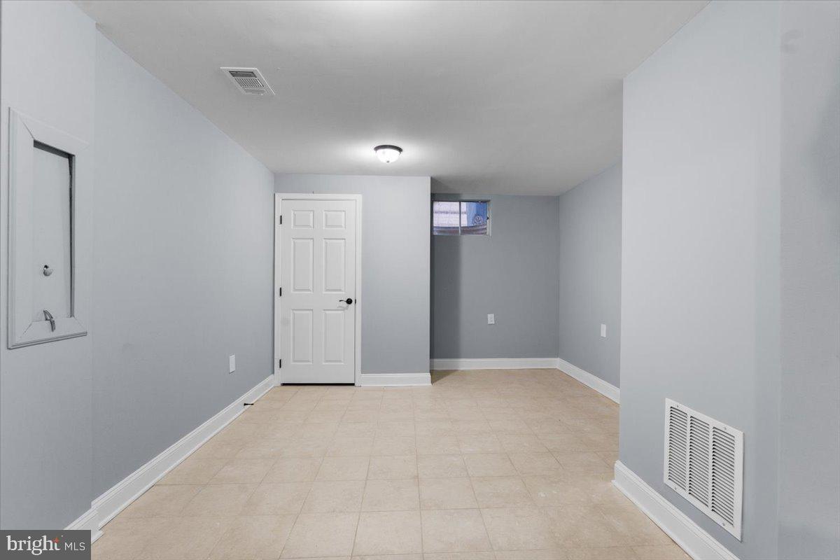 HIDDEN SPRING - Residential