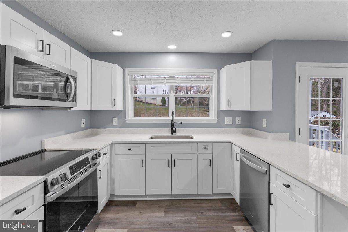 HIDDEN SPRING - Residential