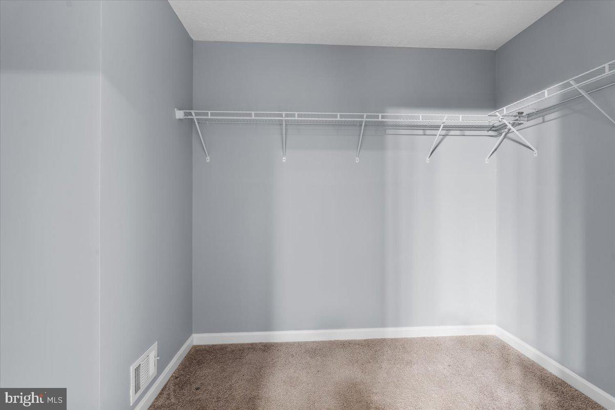 HIDDEN SPRING - Residential