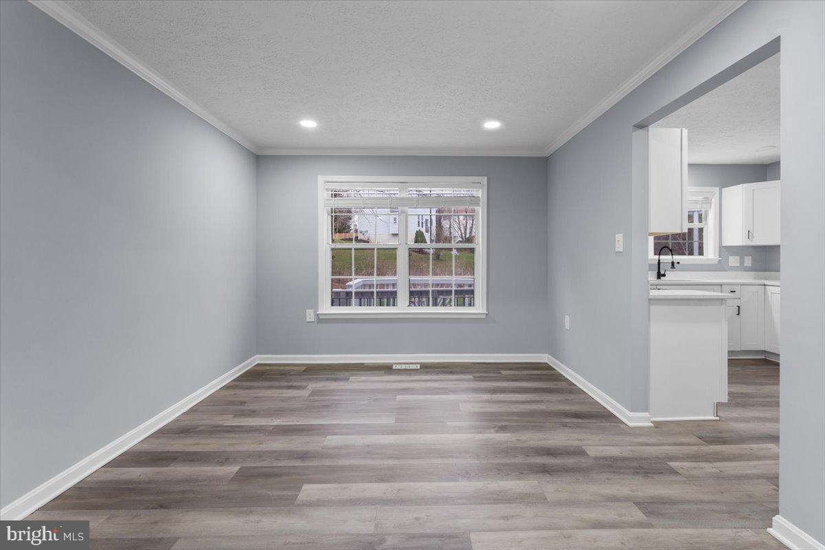 HIDDEN SPRING - Residential