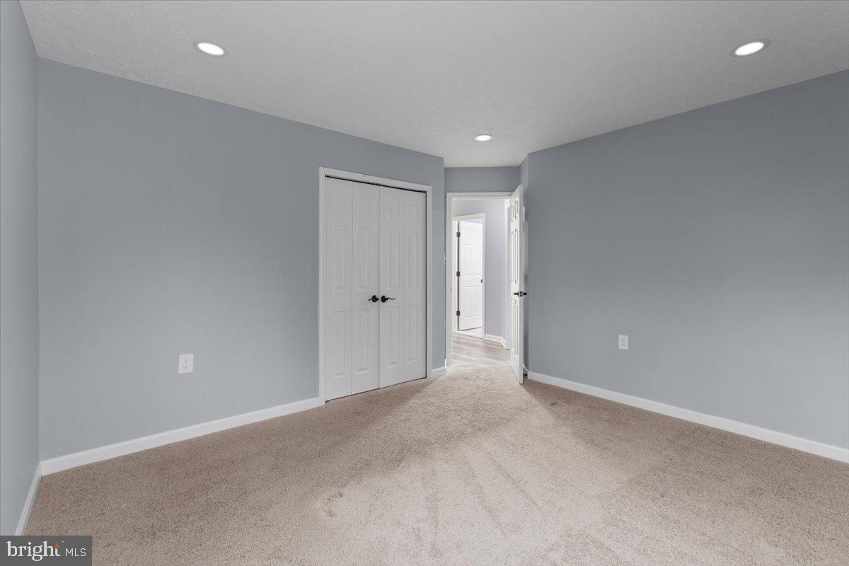 HIDDEN SPRING - Residential