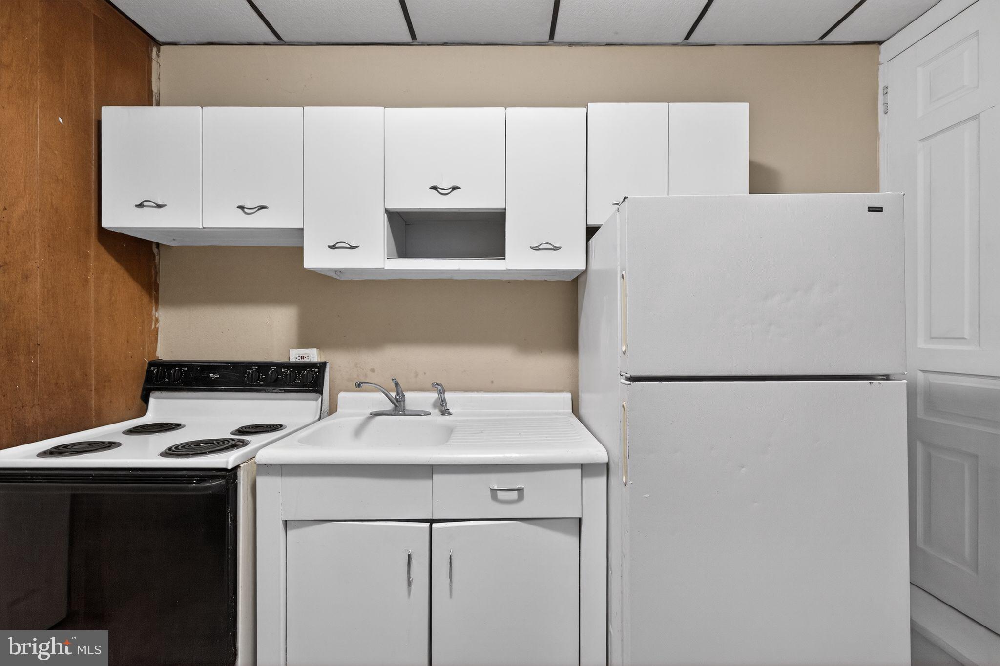 827 N 10TH STREET APT 1