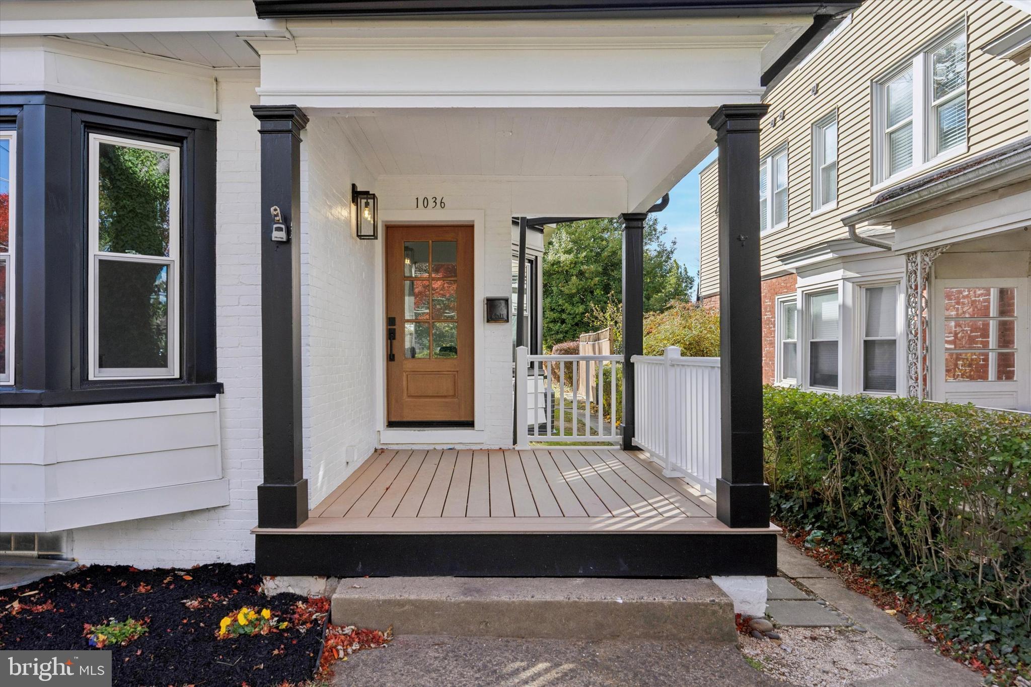 CAMELOT - Residential Lease