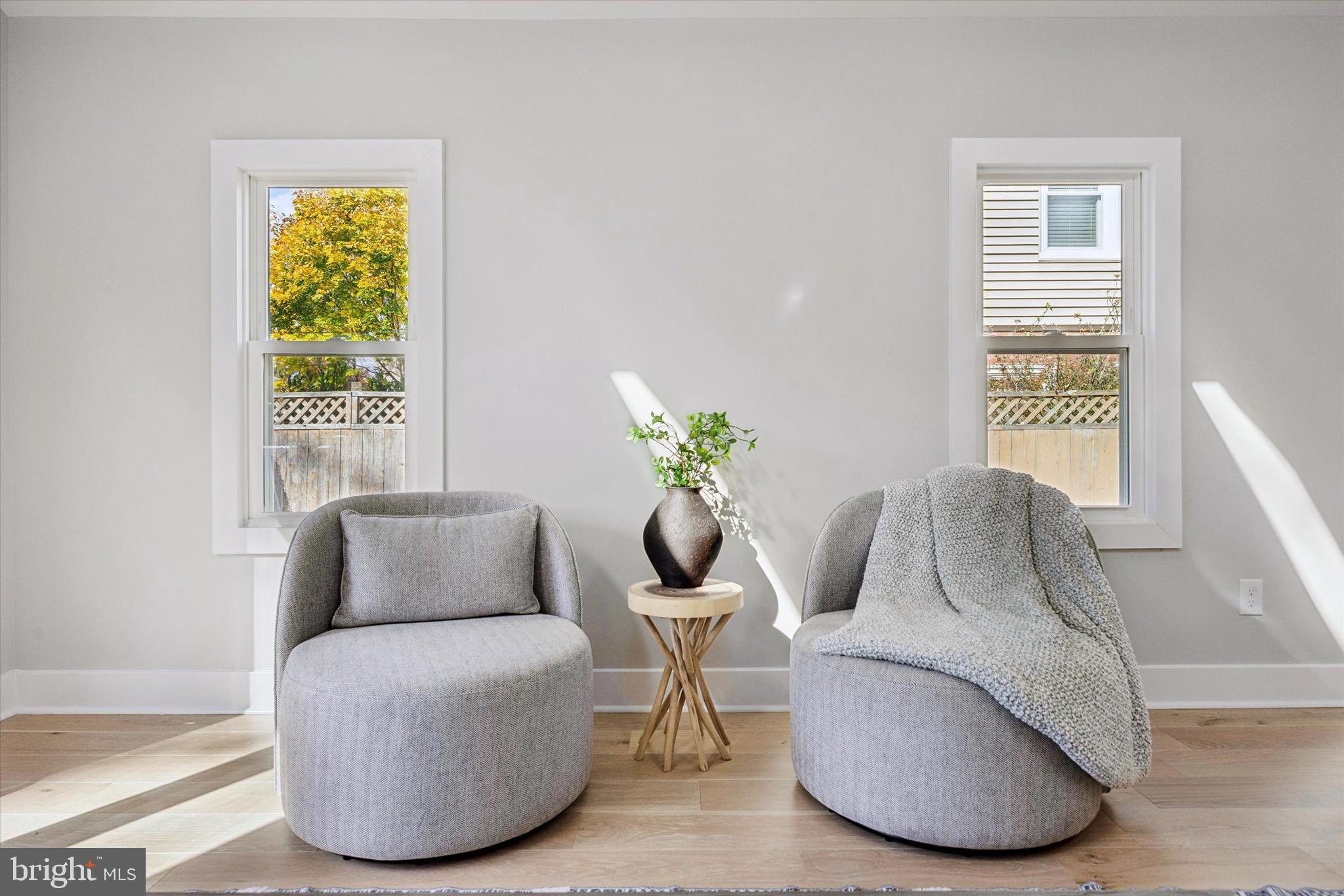 CAMELOT - Residential Lease