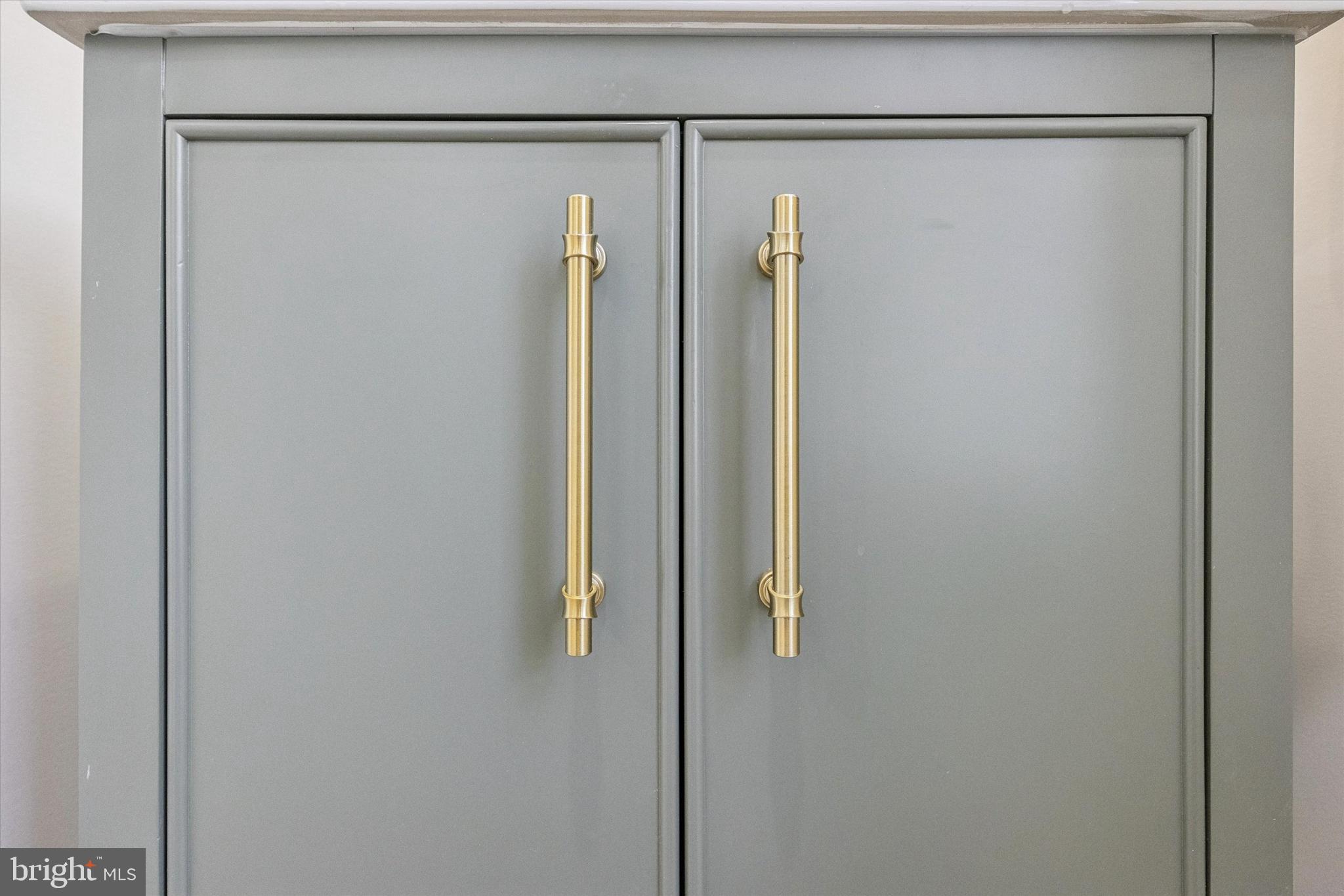 CAMELOT - Residential Lease