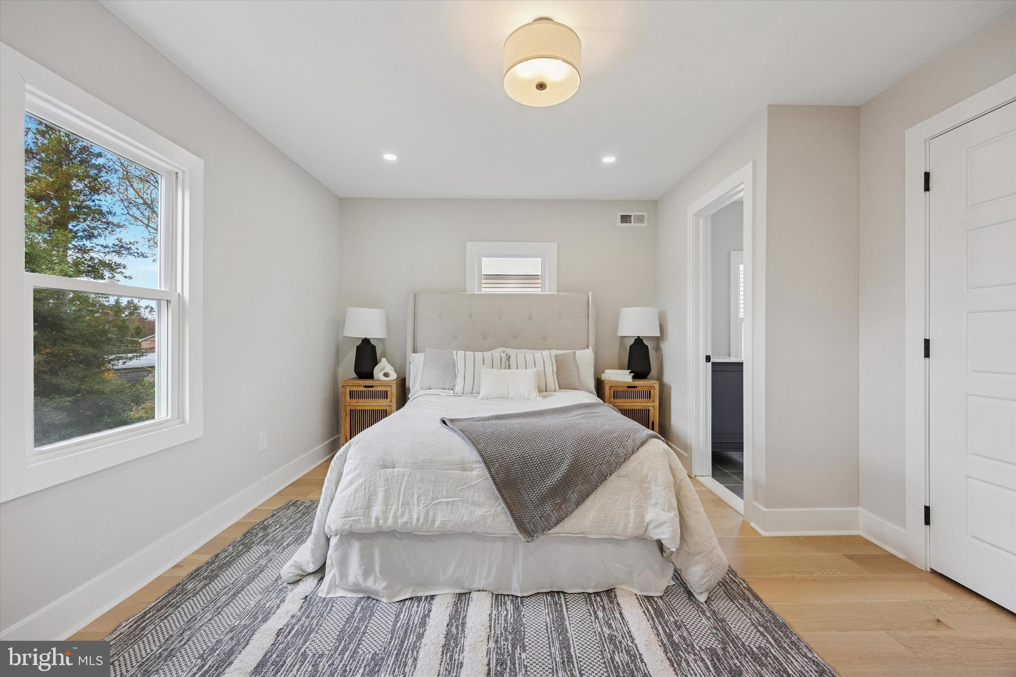 CAMELOT - Residential Lease