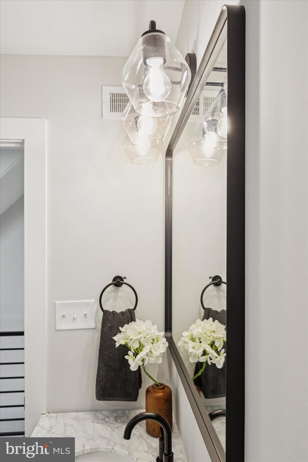 CAMELOT - Residential Lease