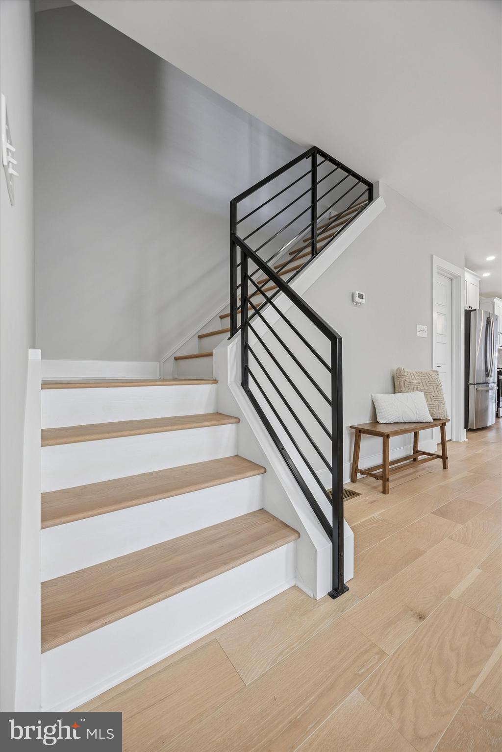 CAMELOT - Residential Lease