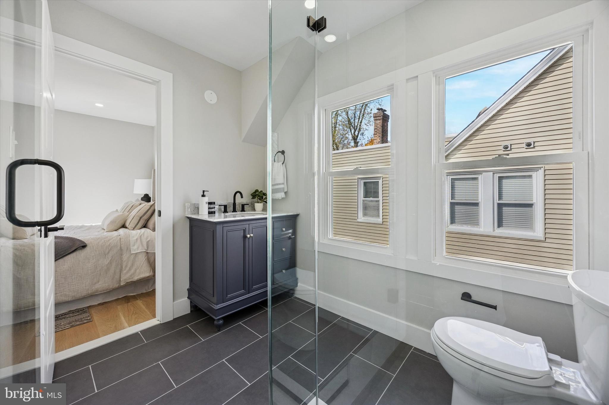 CAMELOT - Residential Lease