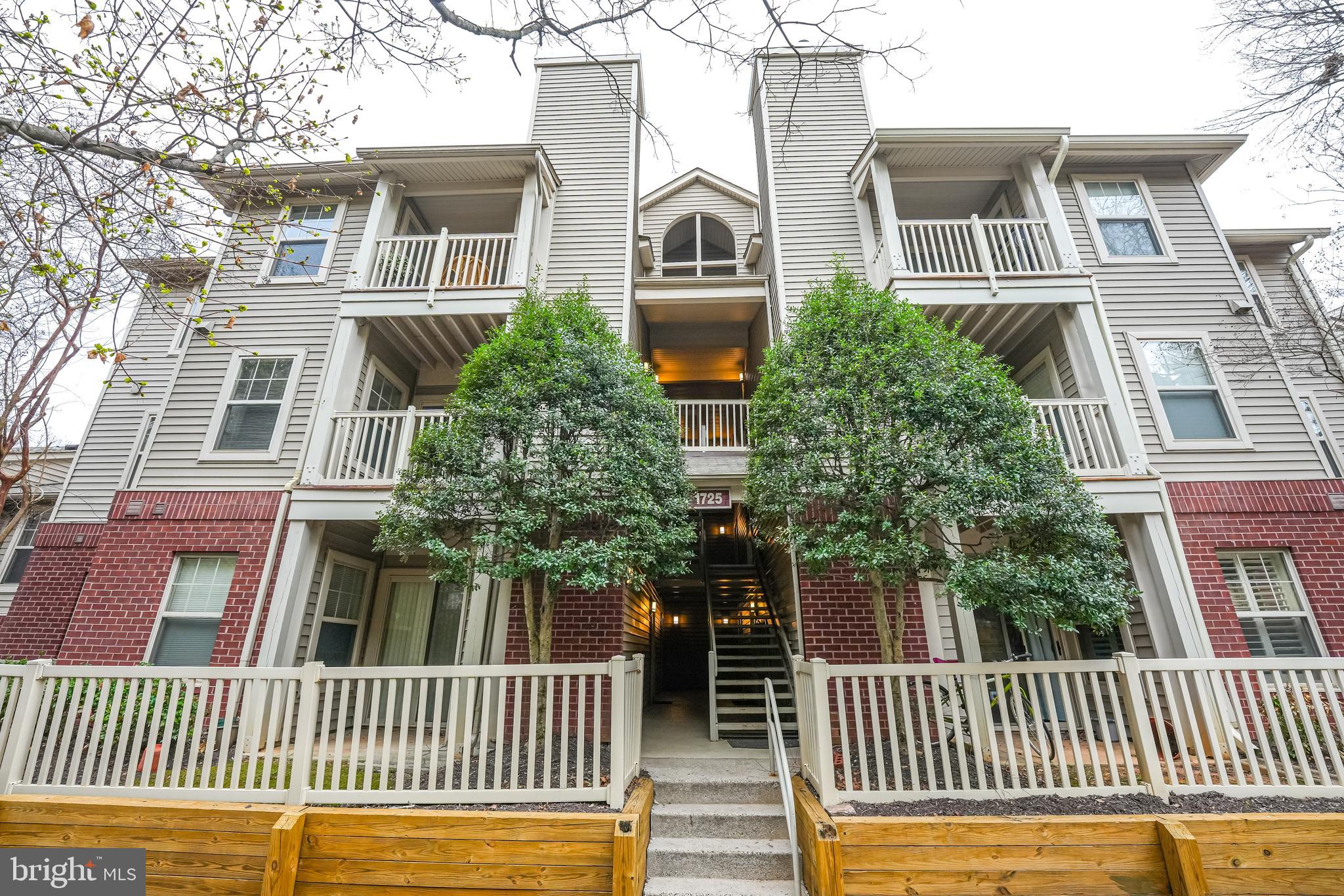 RESTON - Residential Lease