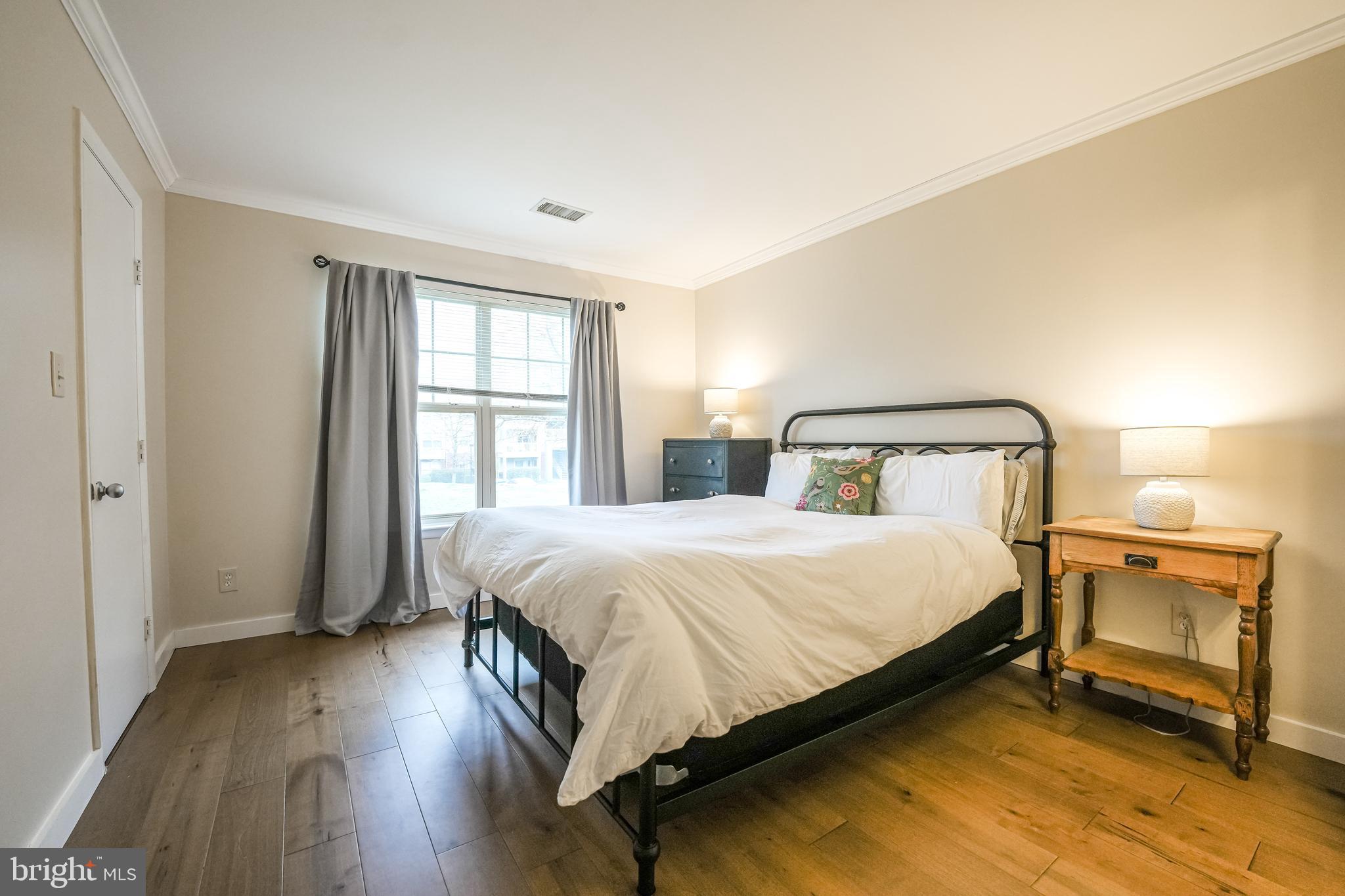 RESTON - Residential Lease