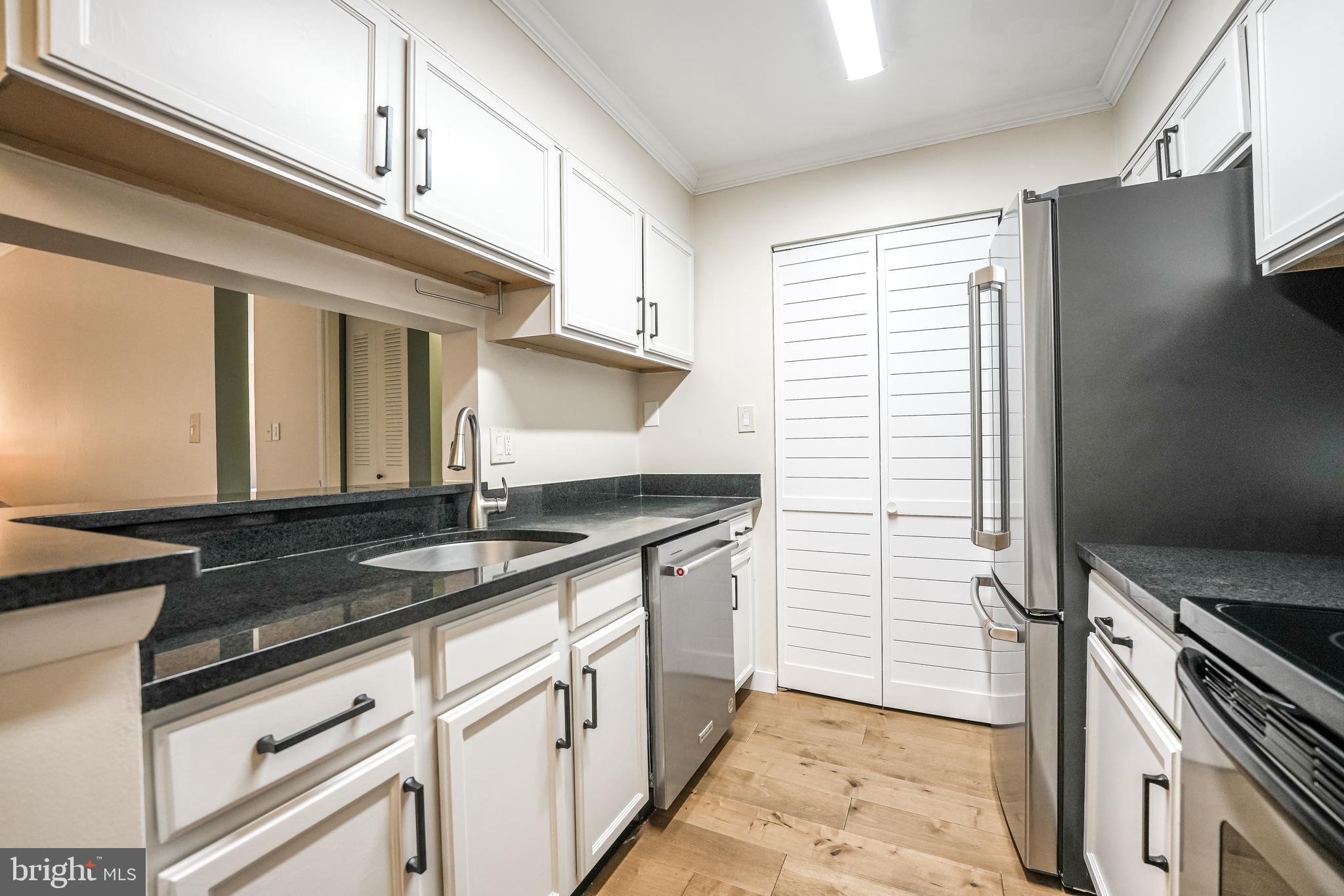 RESTON - Residential Lease