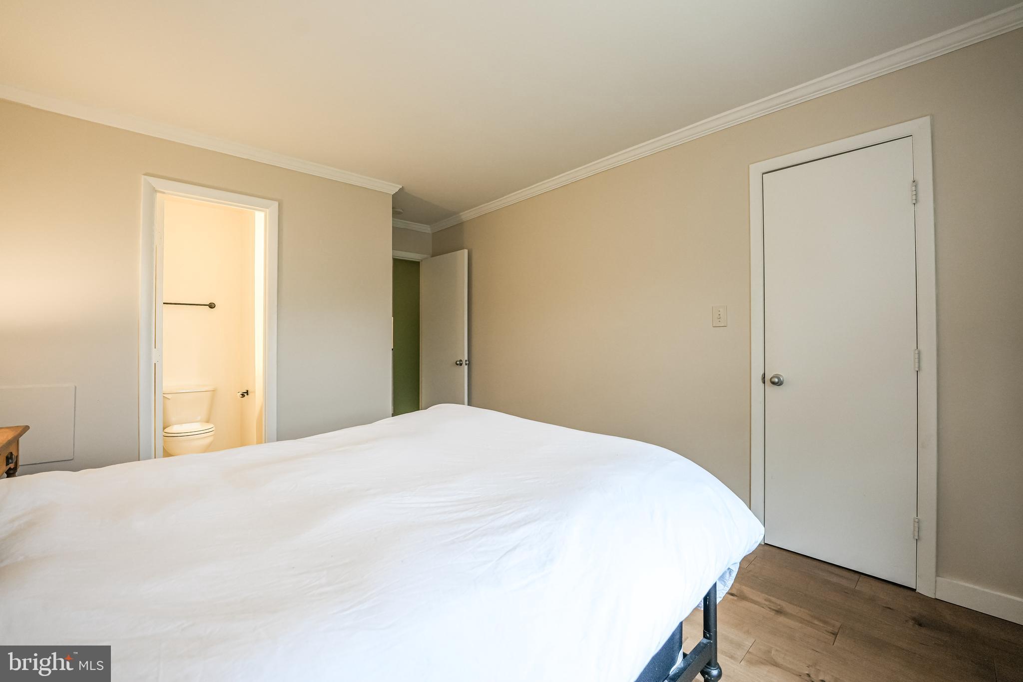 RESTON - Residential Lease