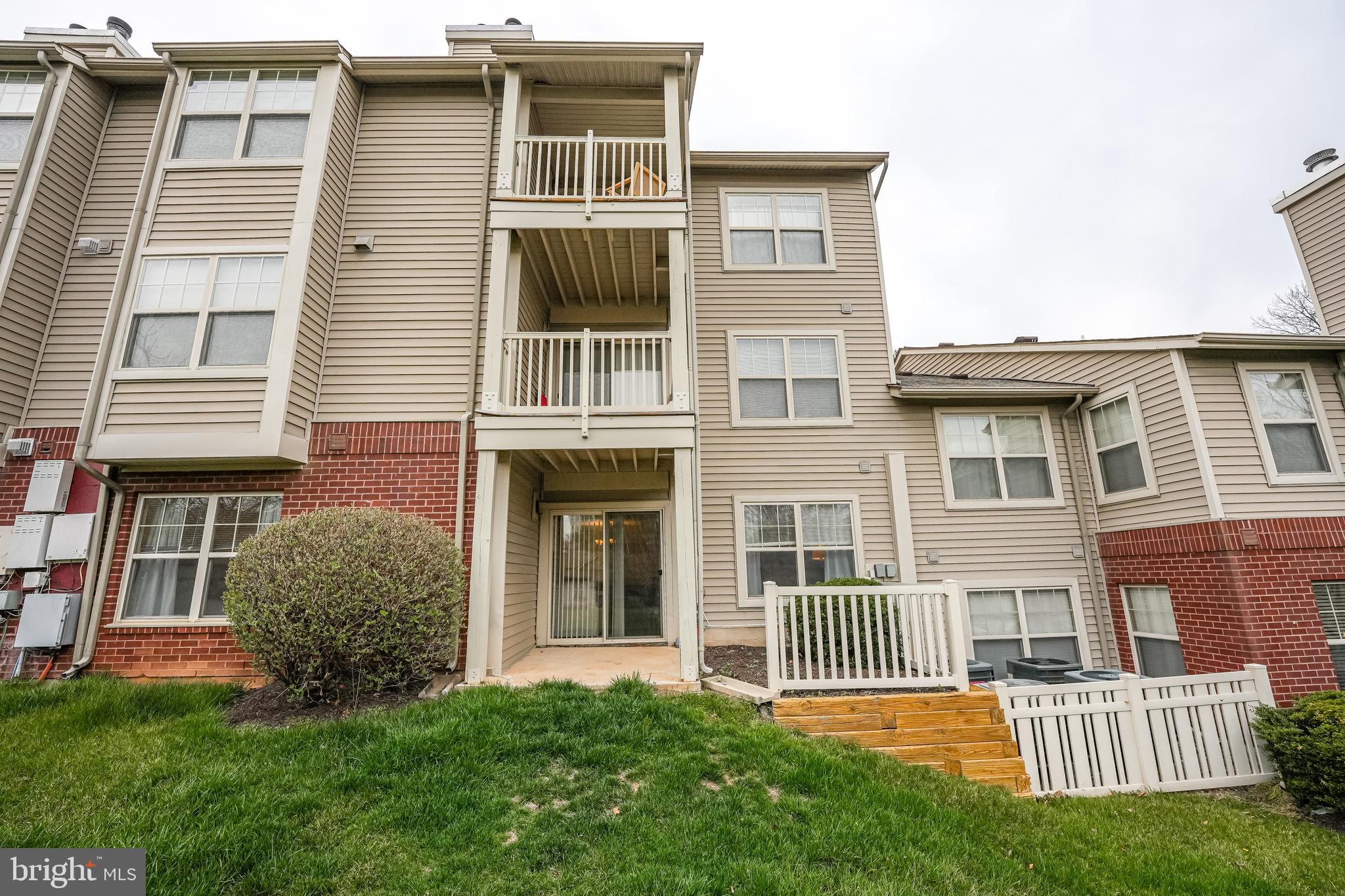 RESTON - Residential Lease