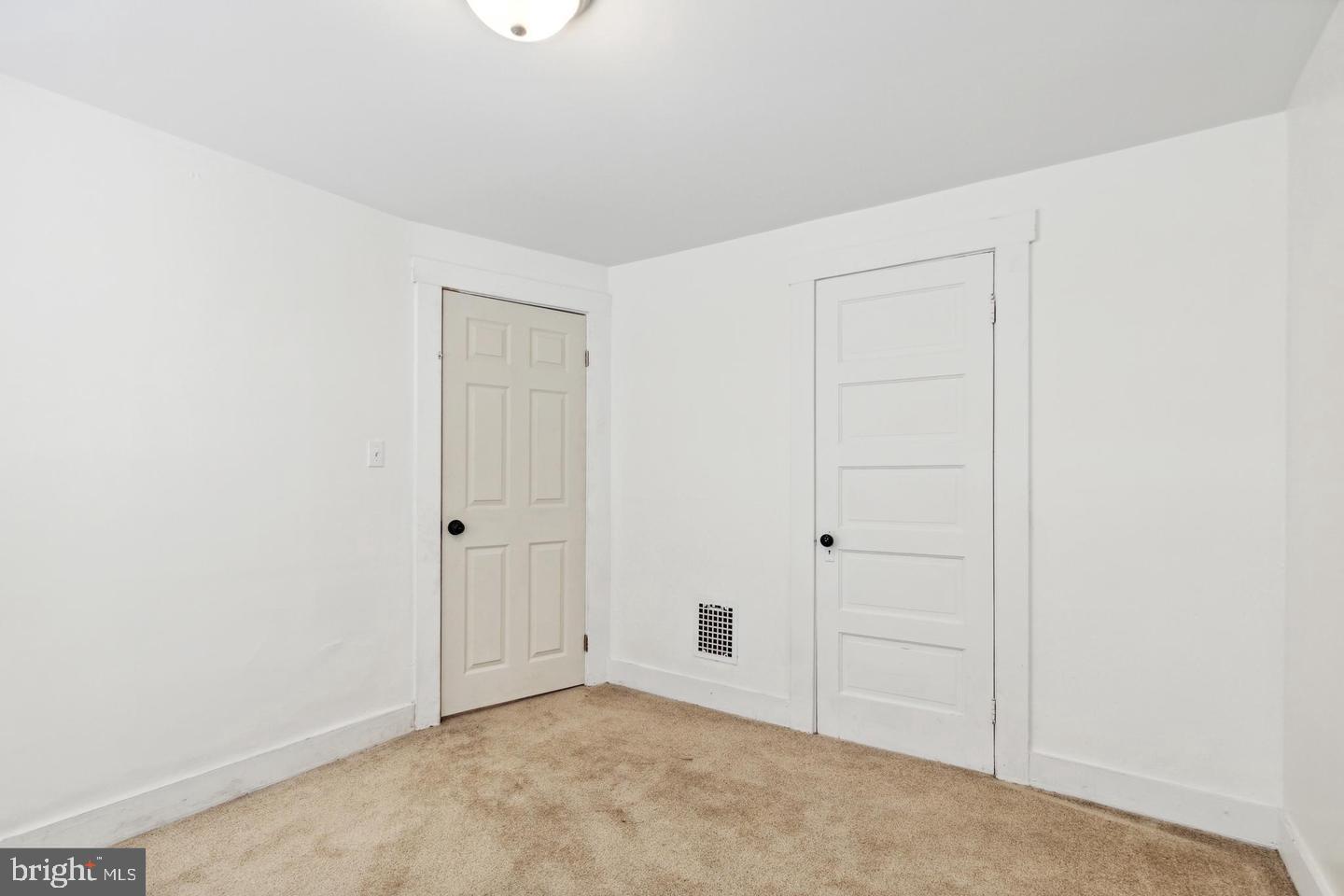 CURTIS BAY - Residential Lease