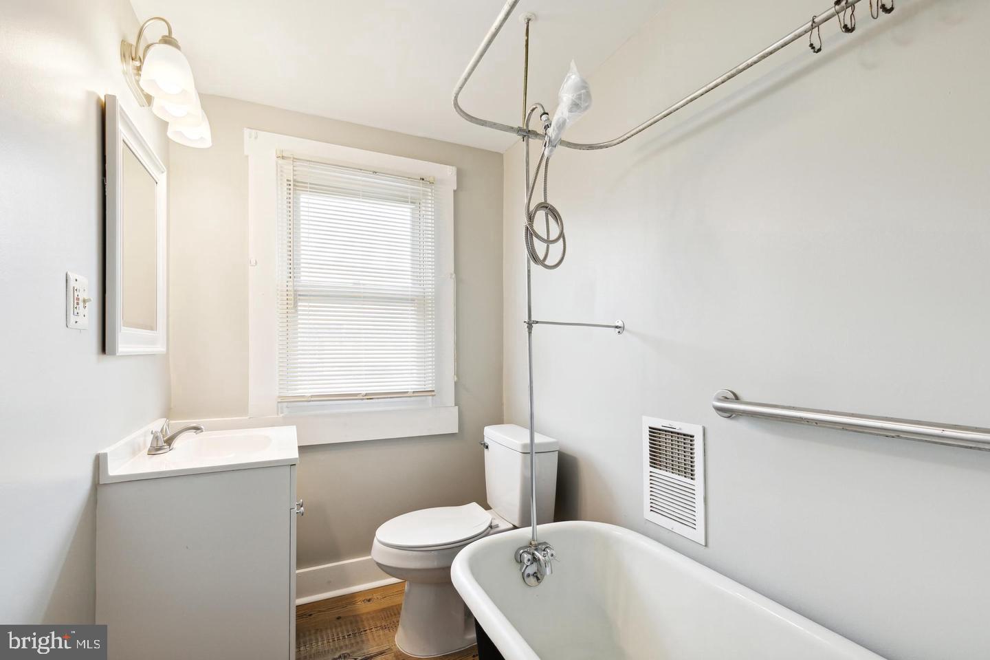 CURTIS BAY - Residential Lease