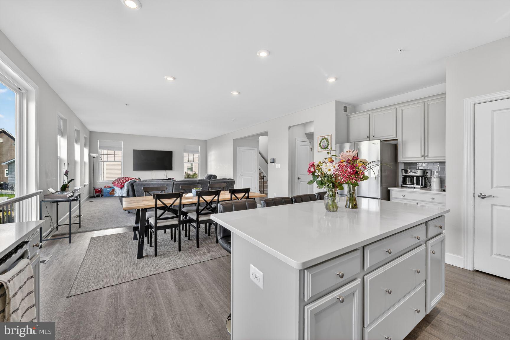 9337 PEPPER COURT