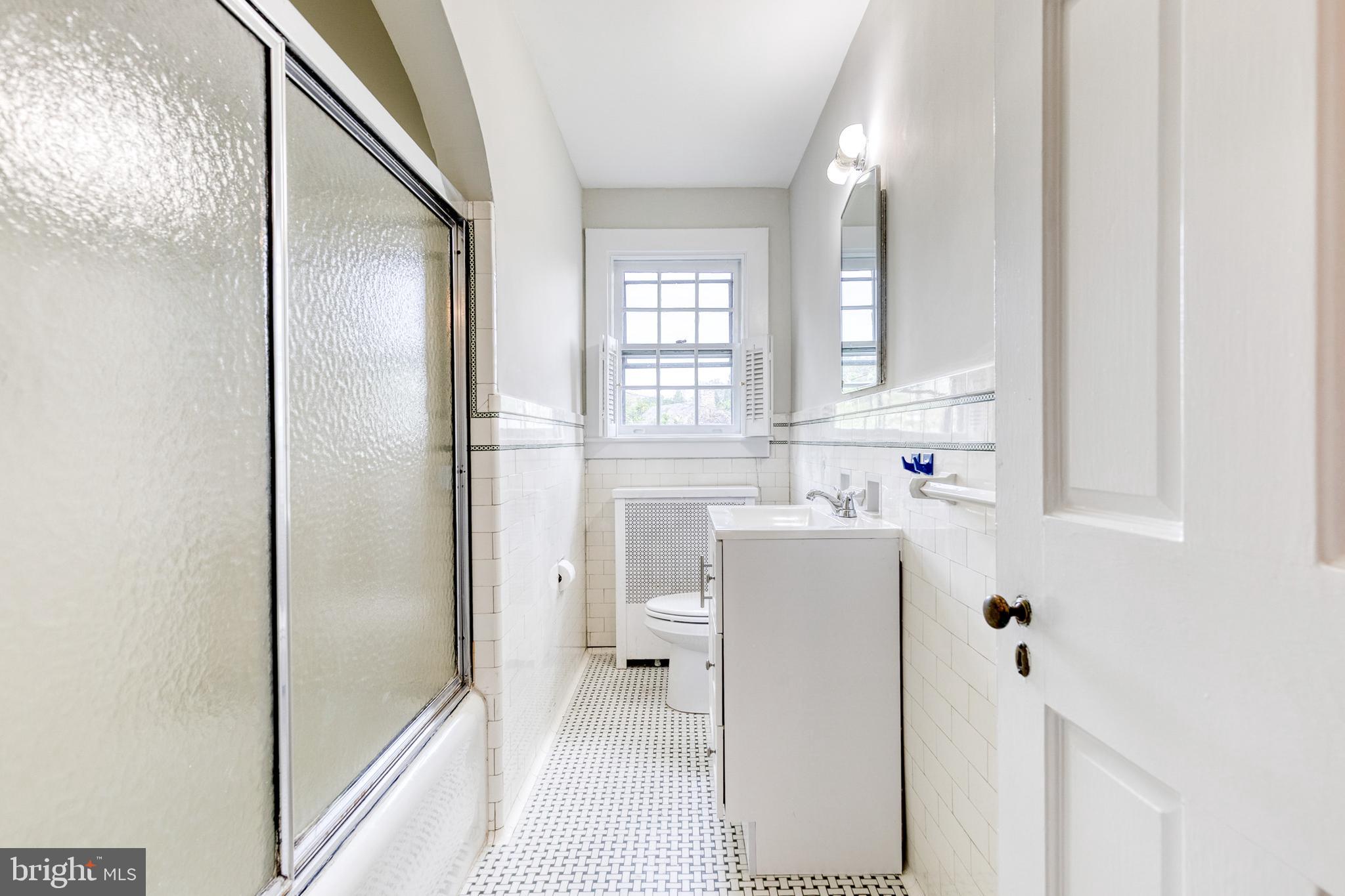 HOMELAND HISTORIC DISTRICT - Residential