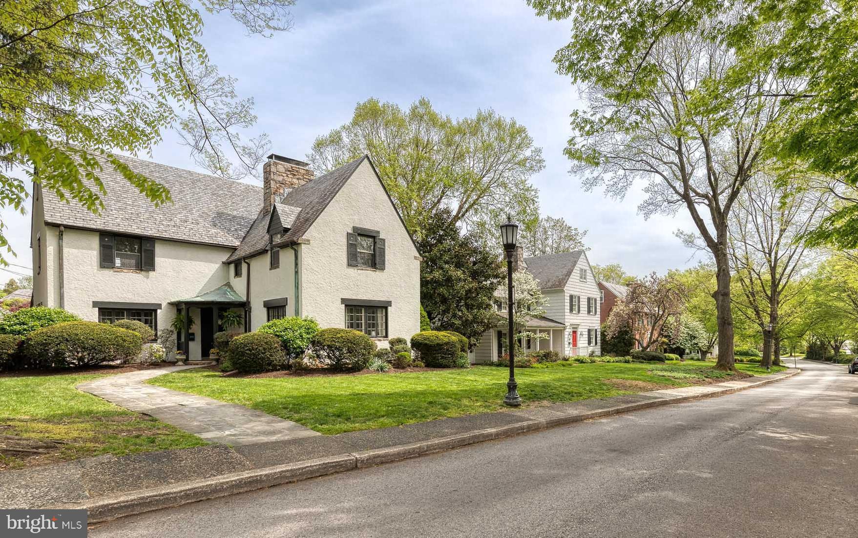 HOMELAND HISTORIC DISTRICT - Residential