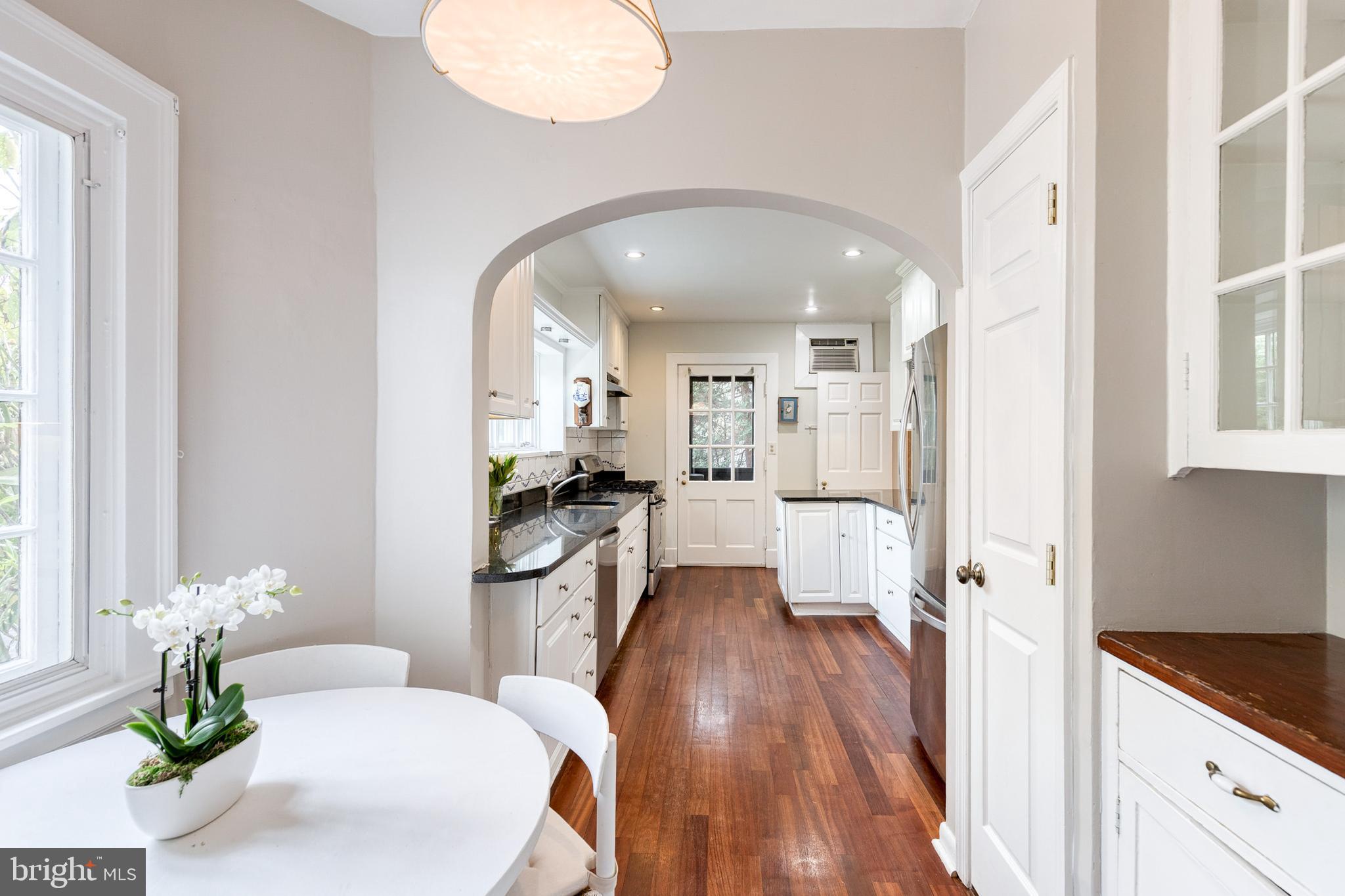 HOMELAND HISTORIC DISTRICT - Residential