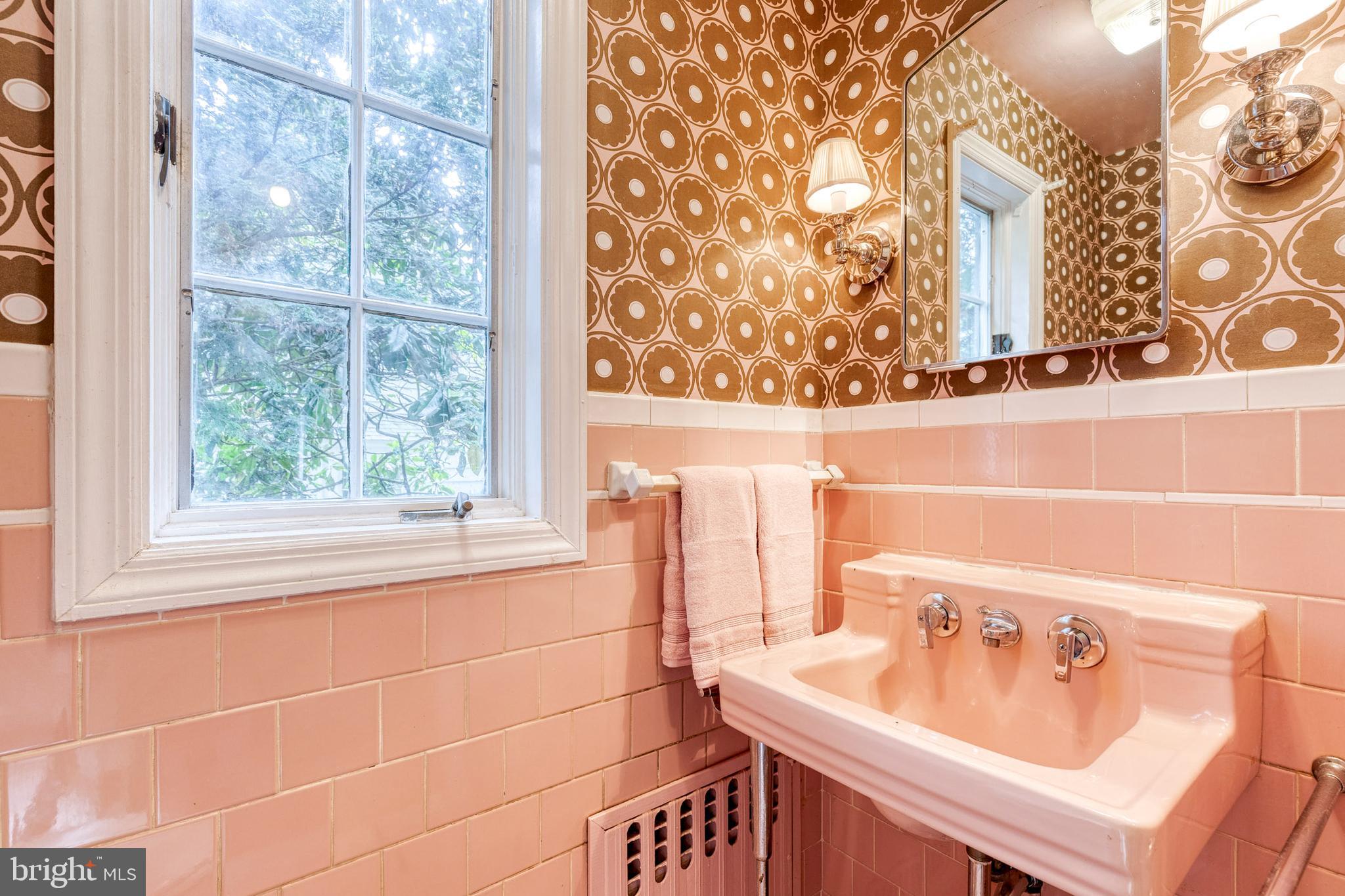 HOMELAND HISTORIC DISTRICT - Residential