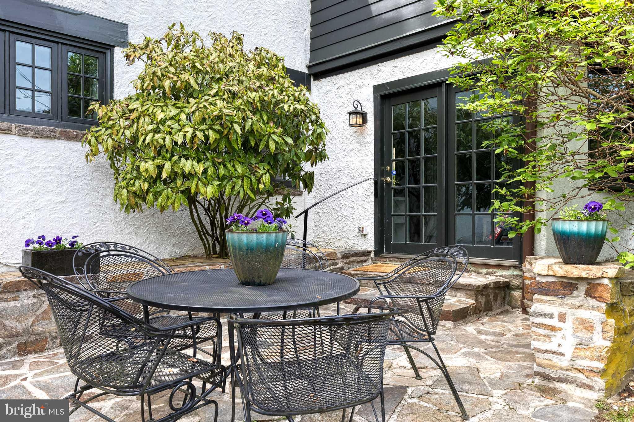 HOMELAND HISTORIC DISTRICT - Residential