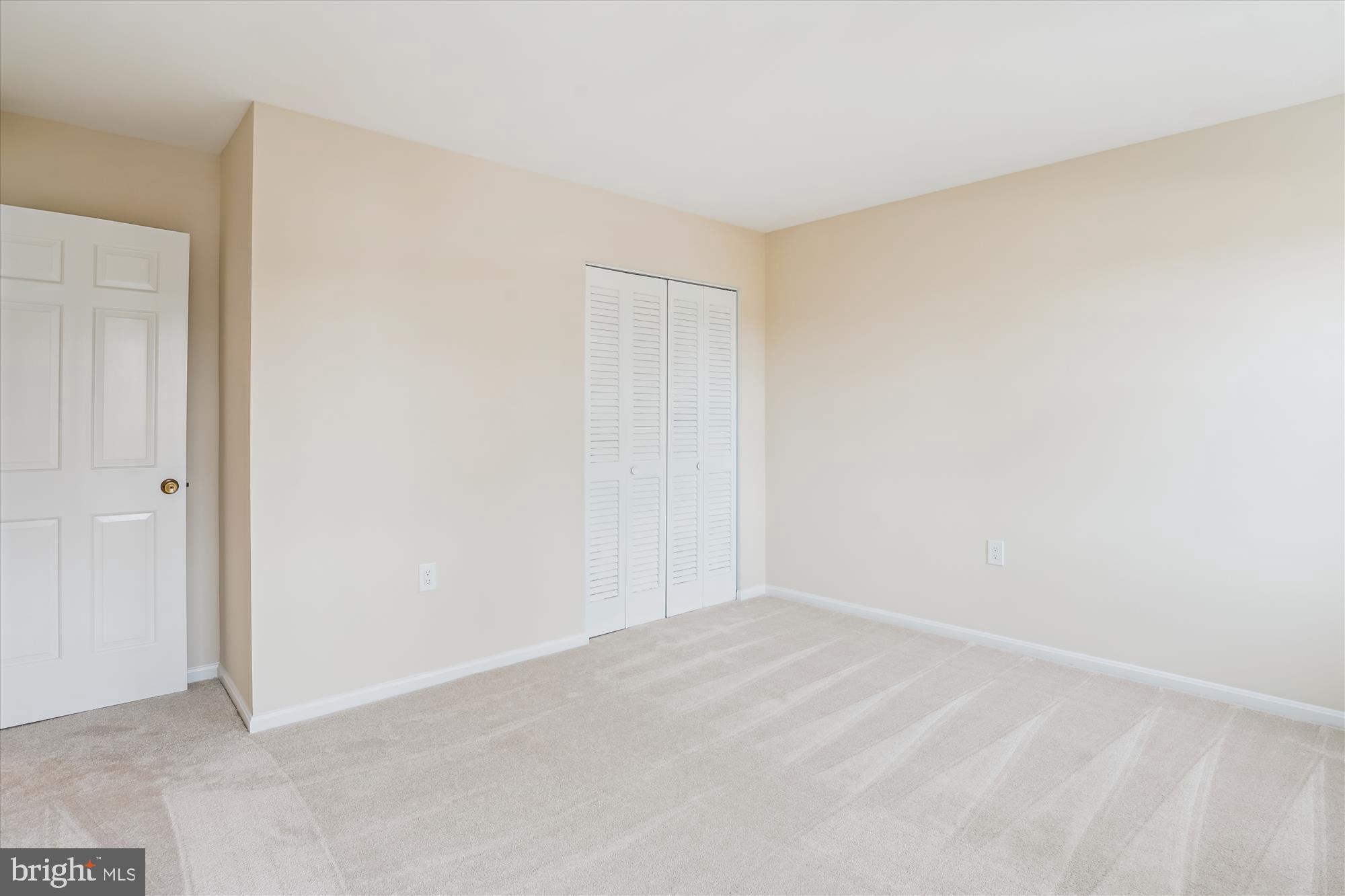 NORBECK ESTATES - Residential