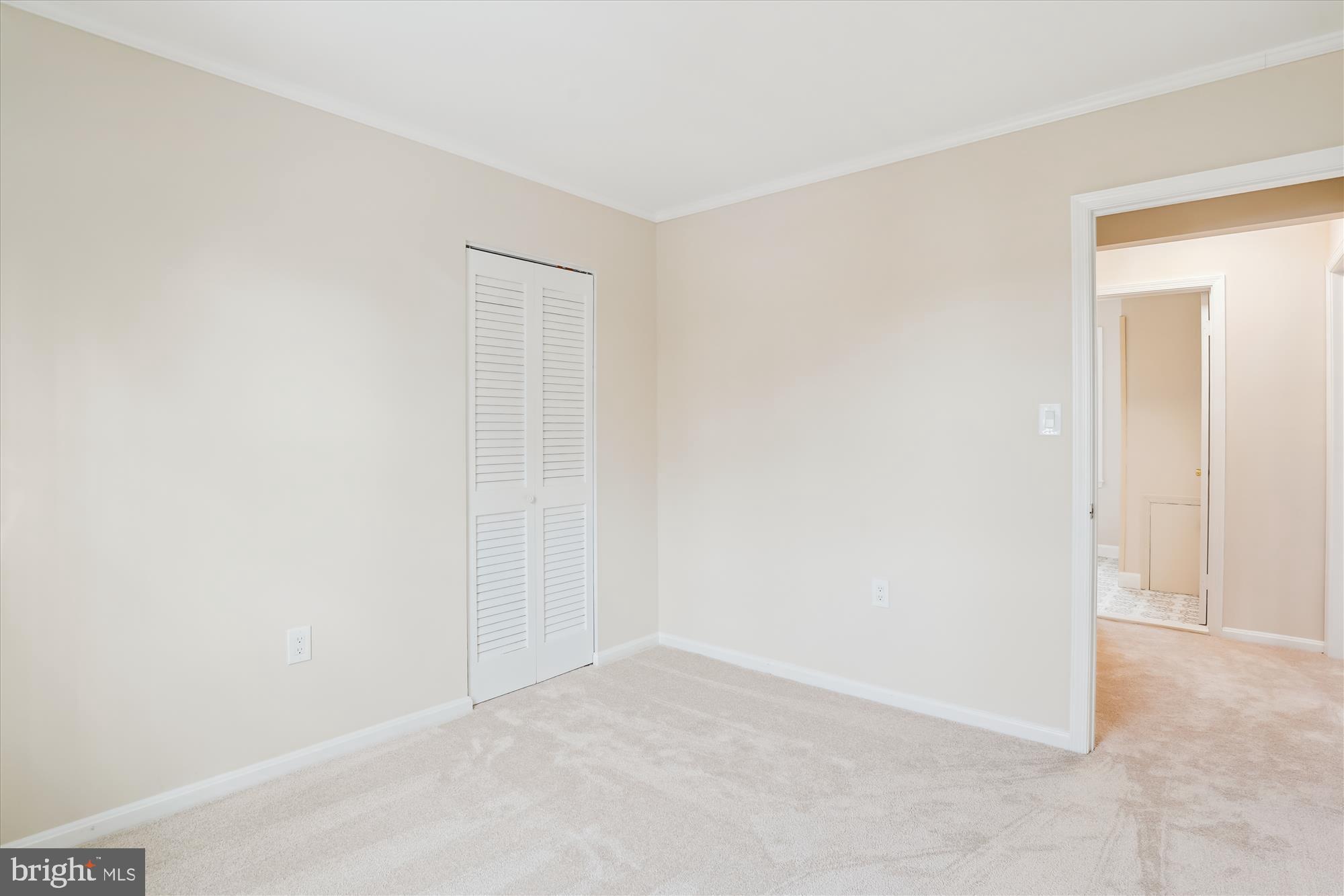 NORBECK ESTATES - Residential