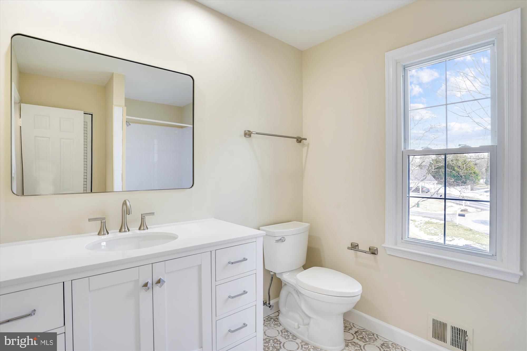 NORBECK ESTATES - Residential