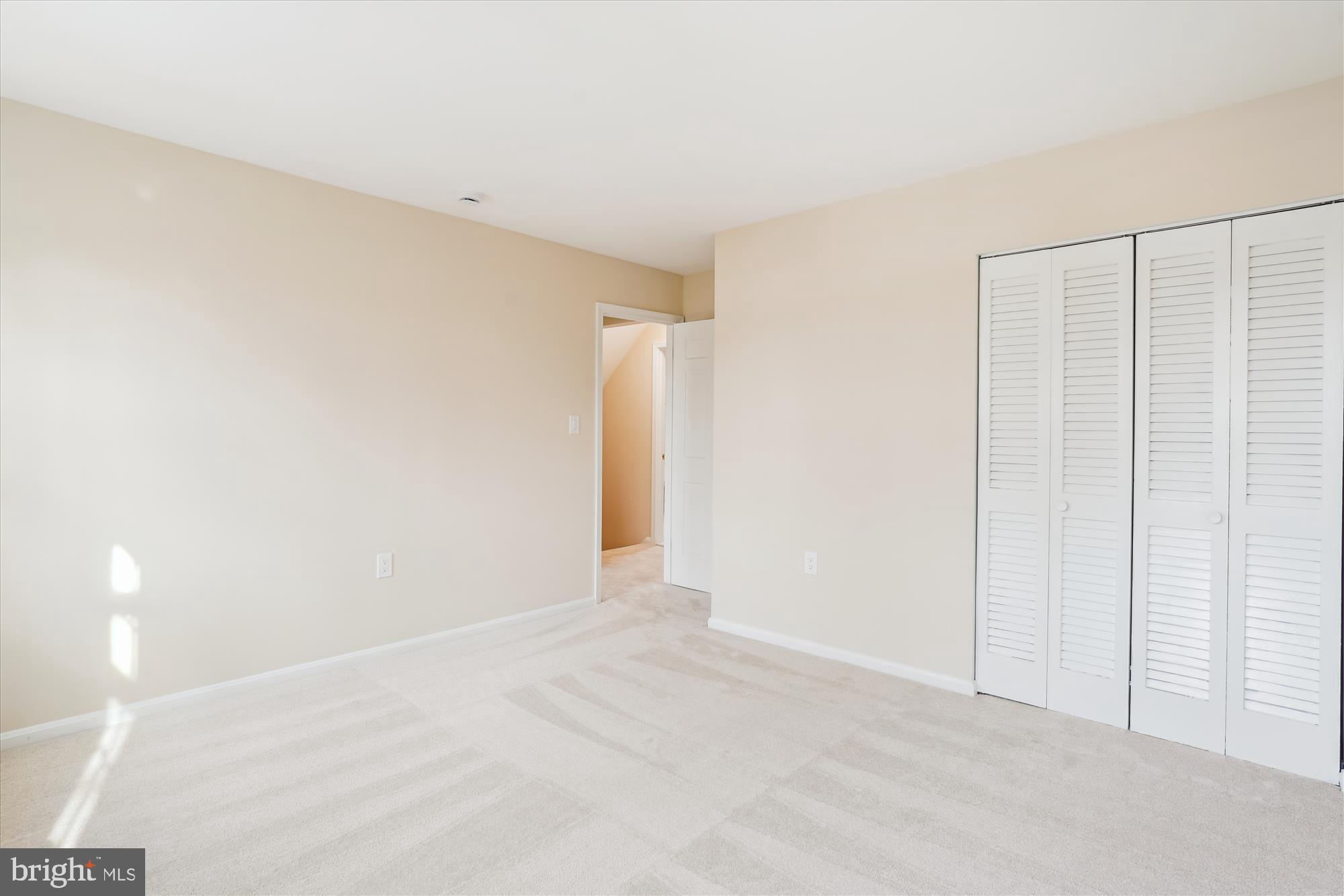 NORBECK ESTATES - Residential