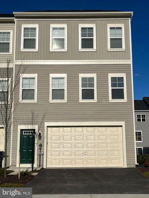 Townhouse For Rent - 127 Lindy Way Way<br/> Frederick County, STEPHENSON, VA 22656