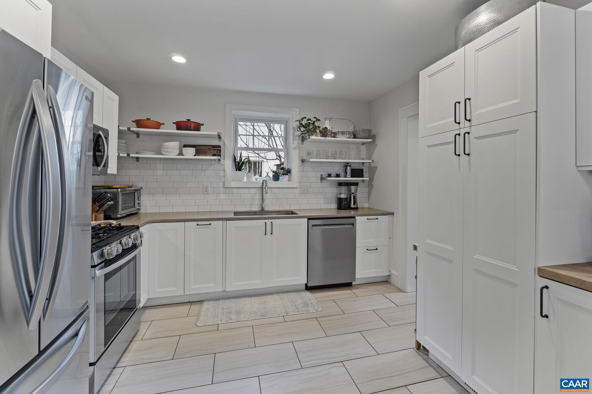 BELMONT - Residential