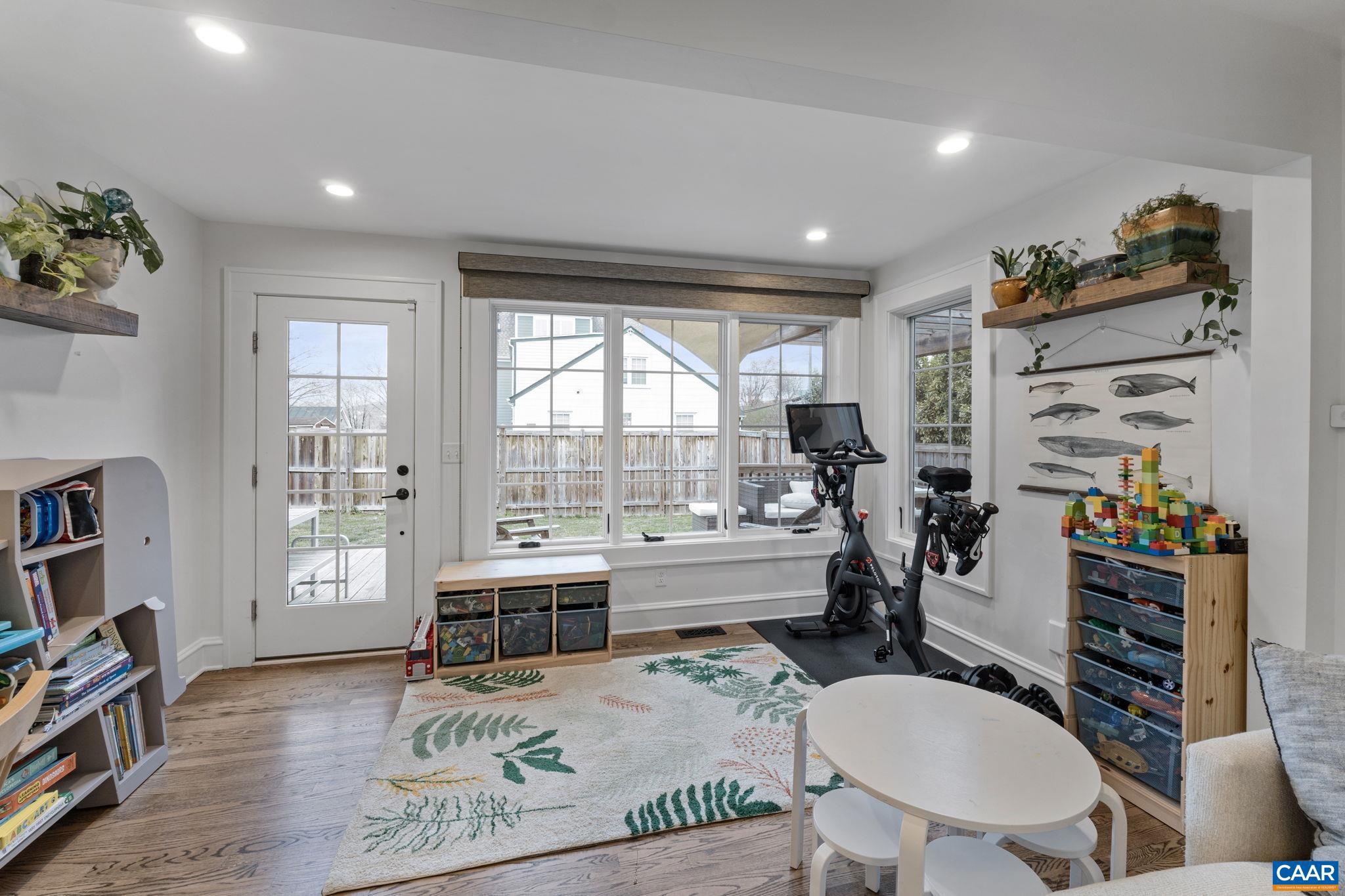 BELMONT - Residential