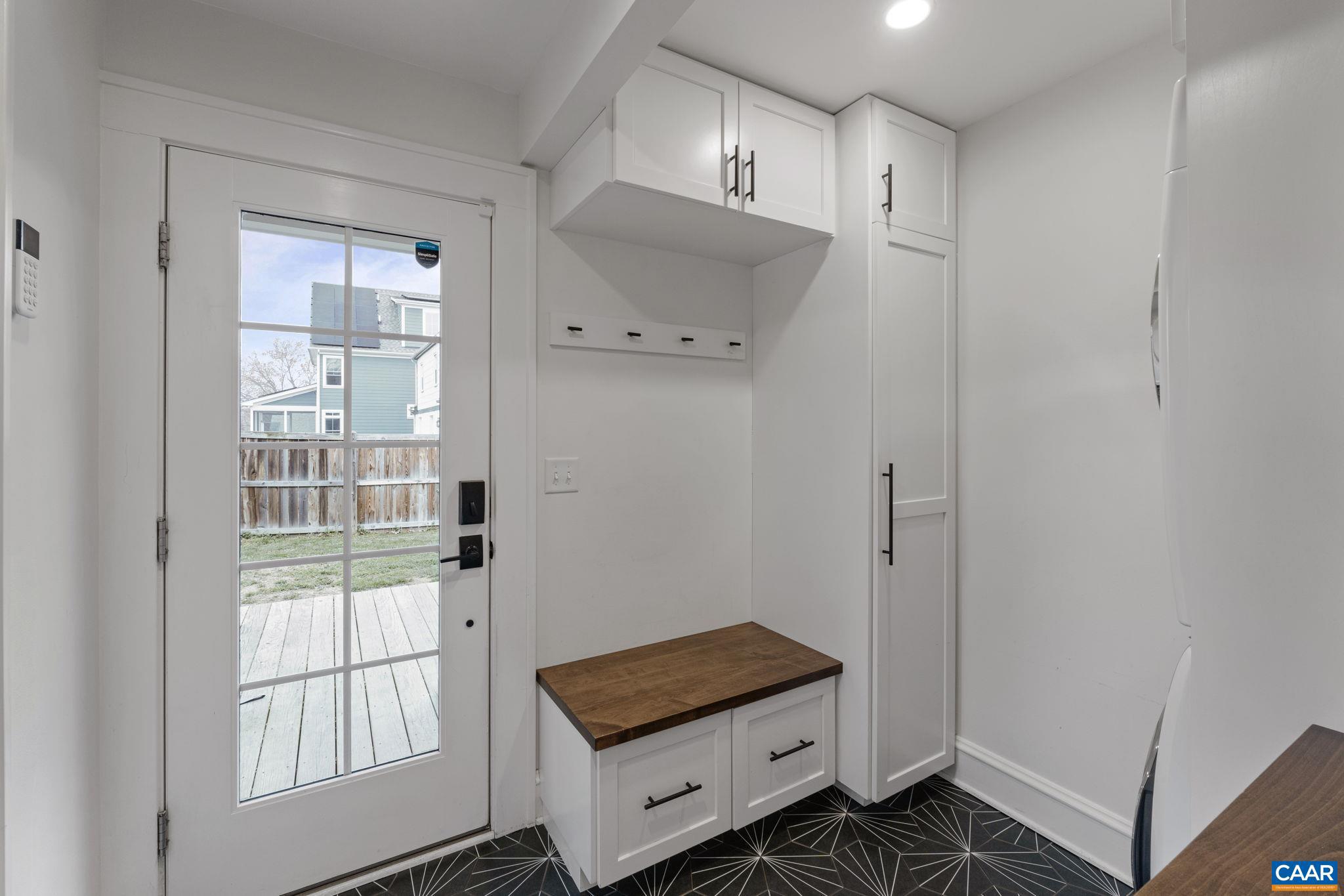 BELMONT - Residential