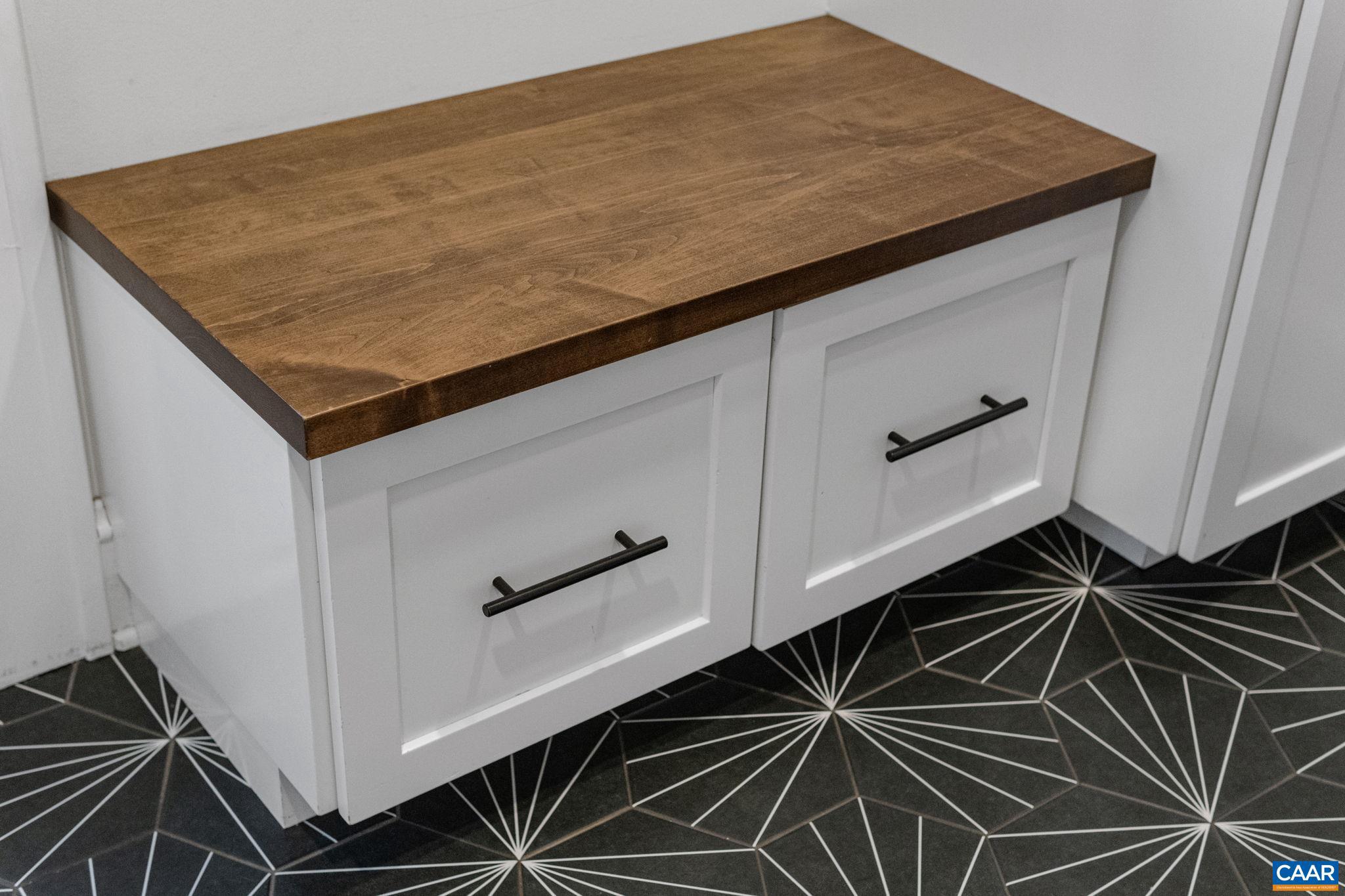 BELMONT - Residential