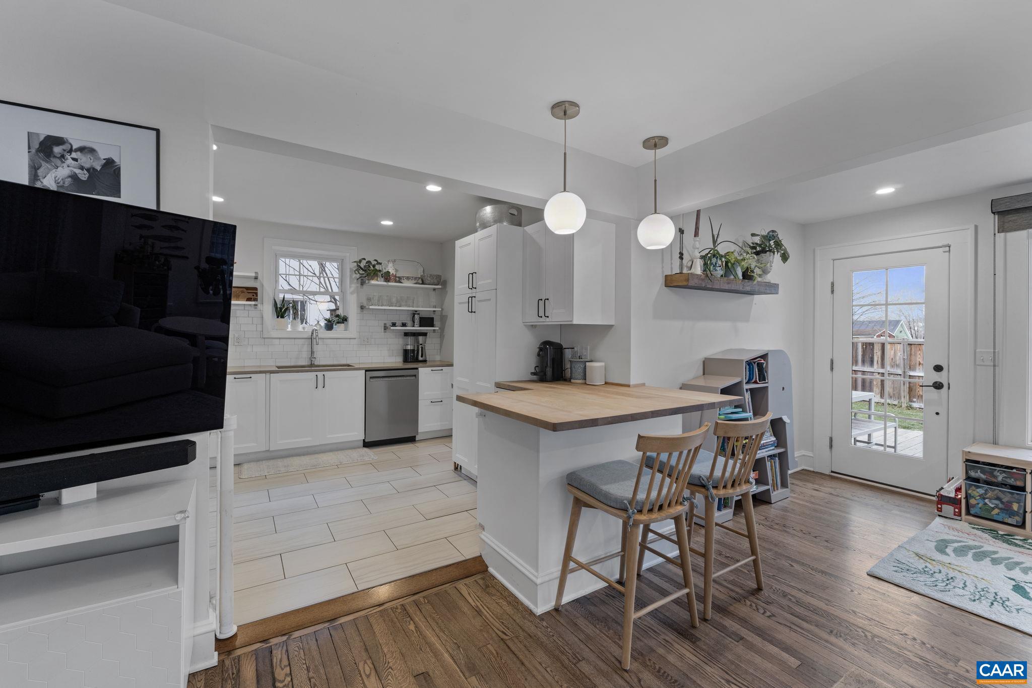 BELMONT - Residential