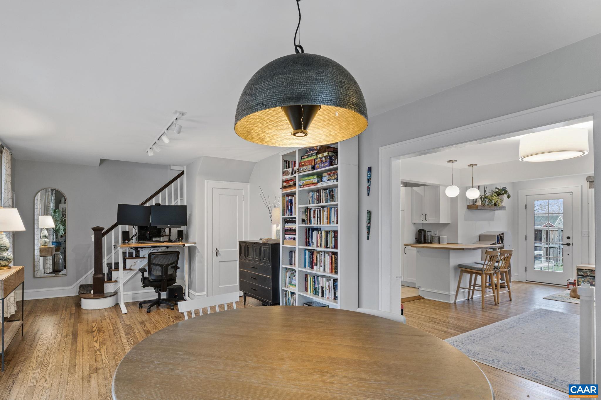 BELMONT - Residential