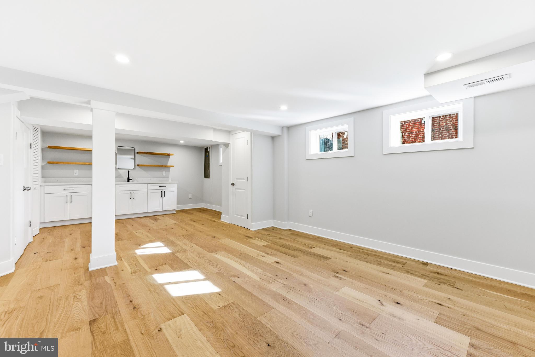 BRADMOOR - Residential