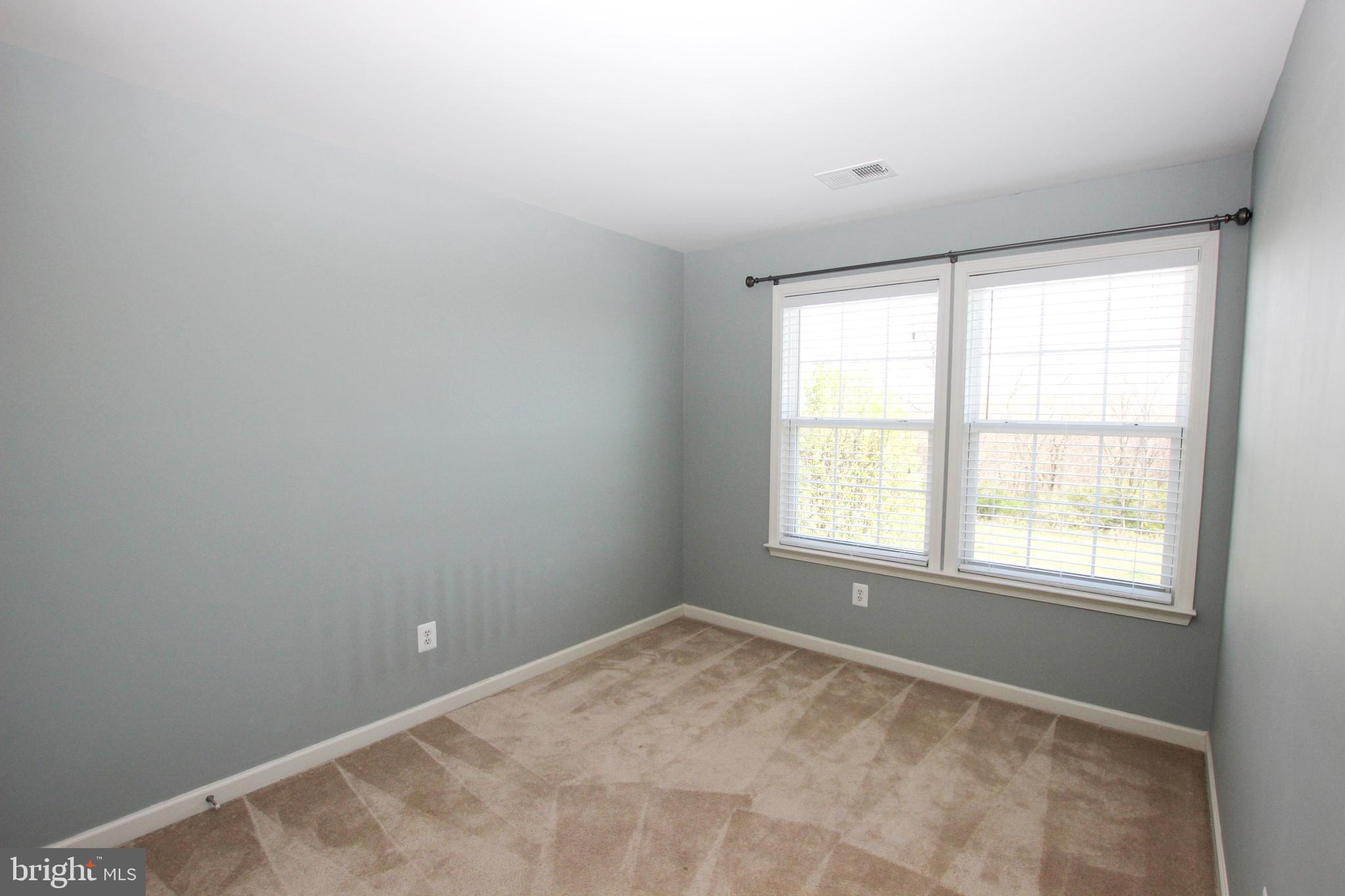 LAKELAND PLACE - Residential