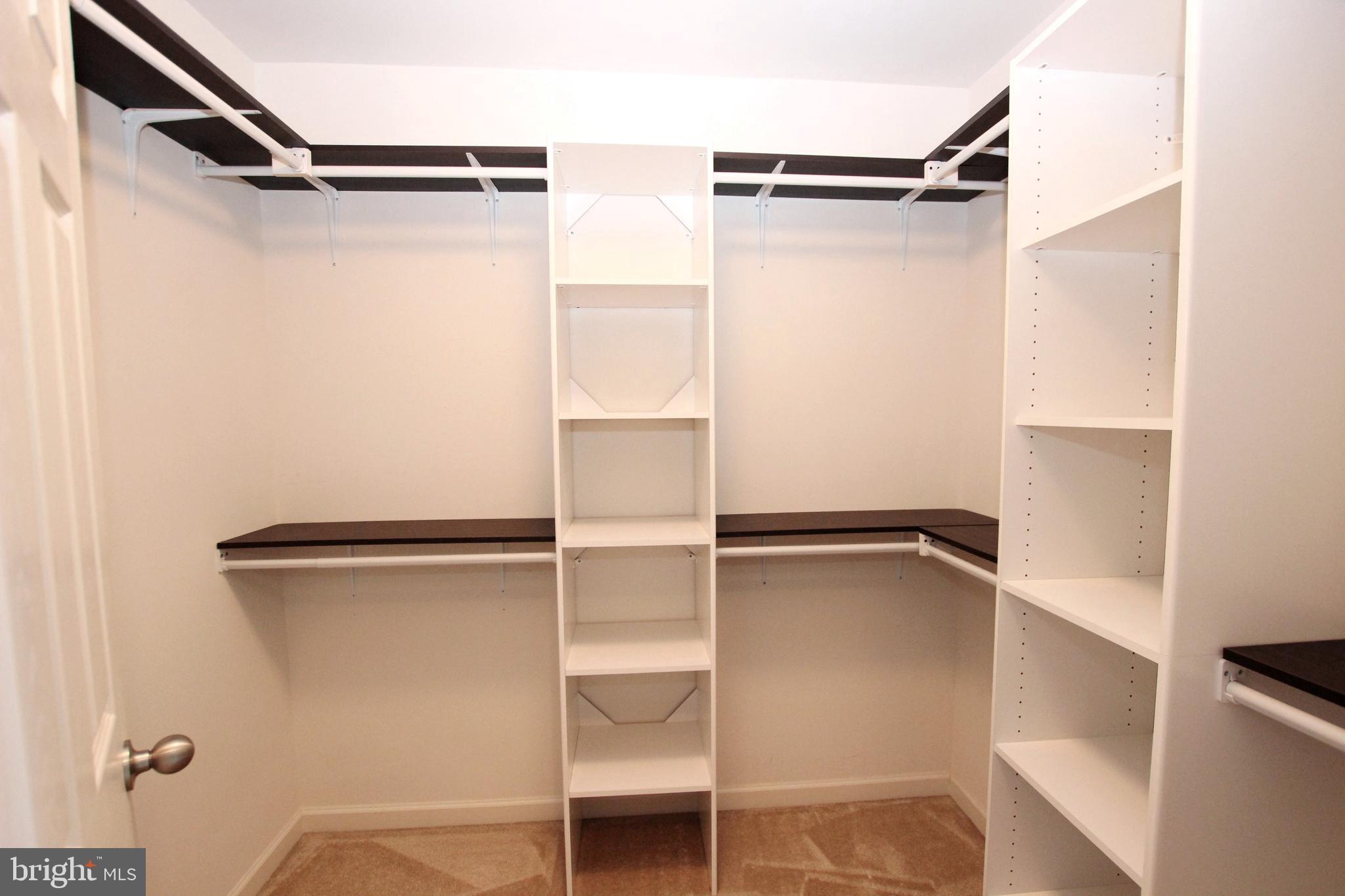 LAKELAND PLACE - Residential