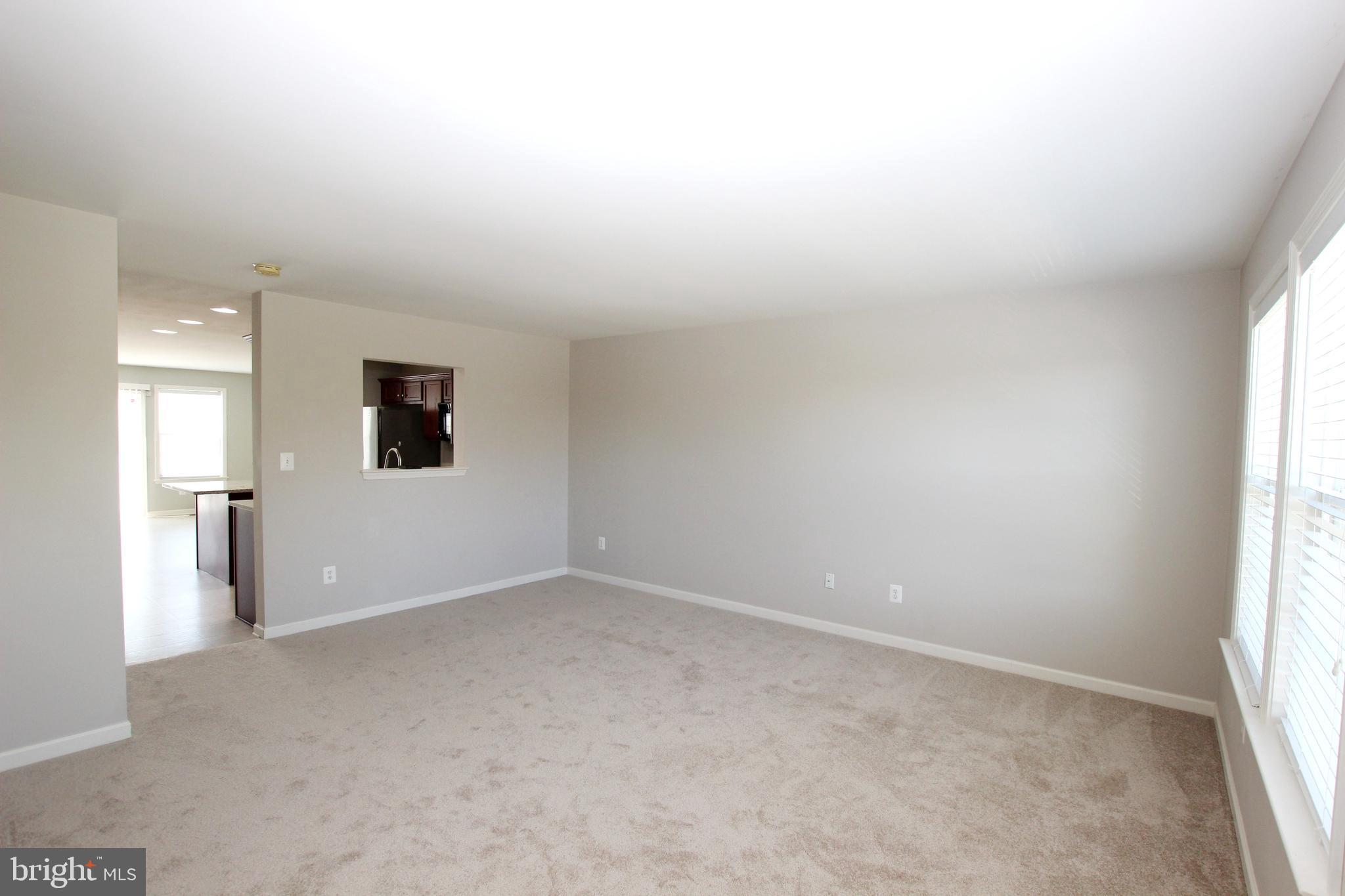 LAKELAND PLACE - Residential