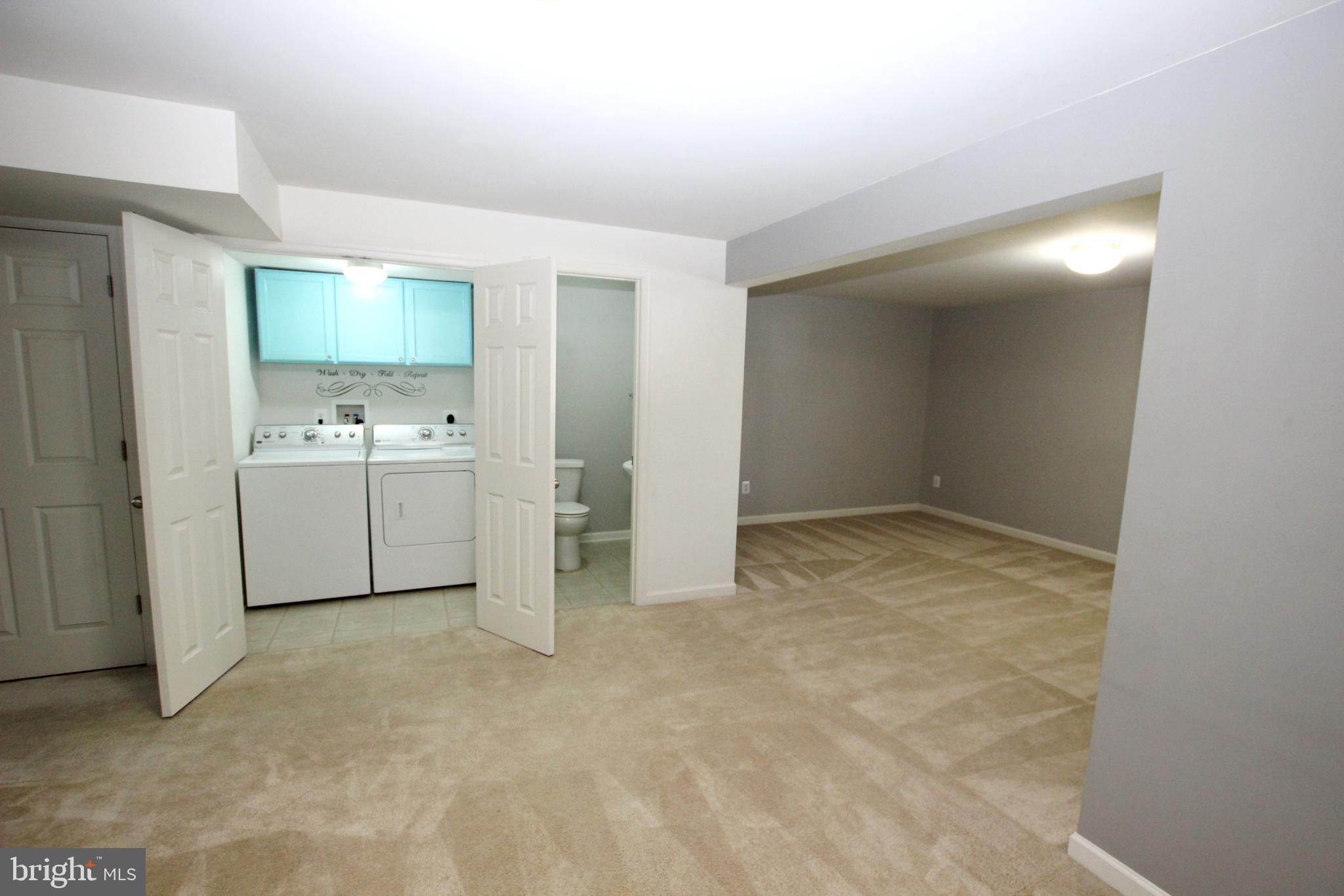 LAKELAND PLACE - Residential