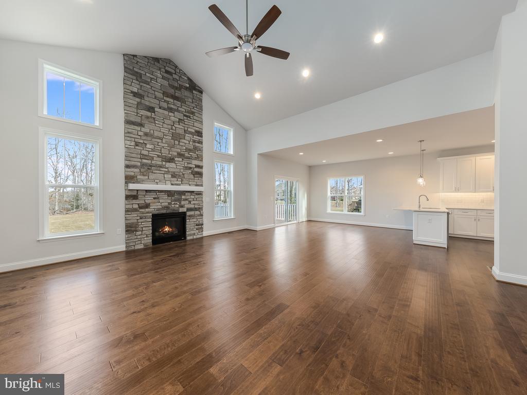 11809 FAWN LAKE PARKWAY