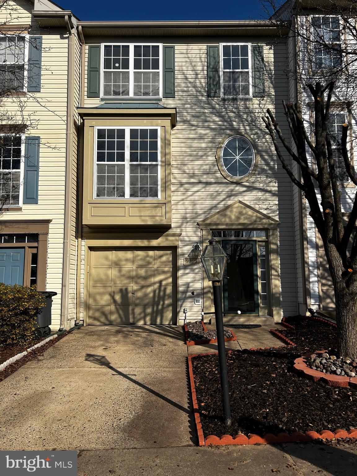 COMPTON VILLAGE - Residential Lease