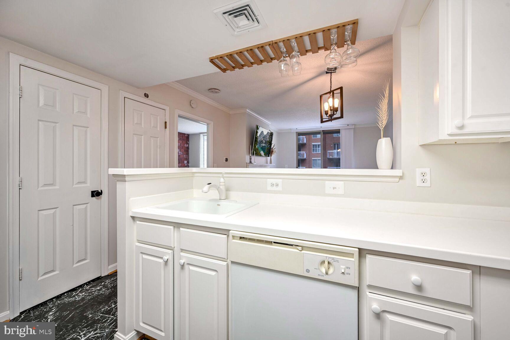 3835 9TH STREET N 707E