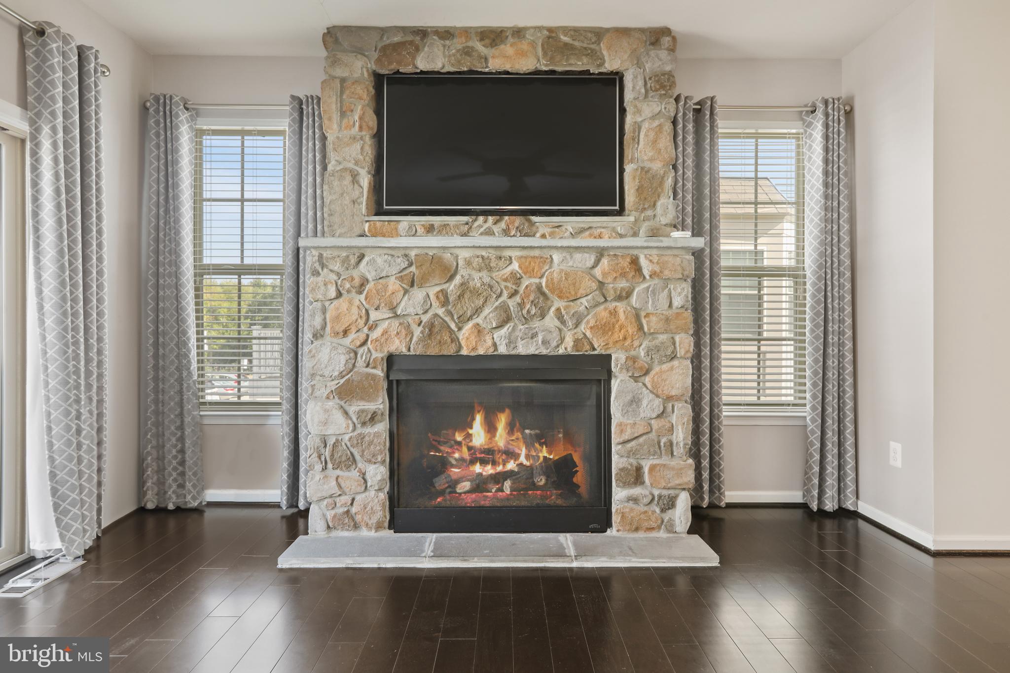 LAKES AT STANSBURY SHORE - Residential