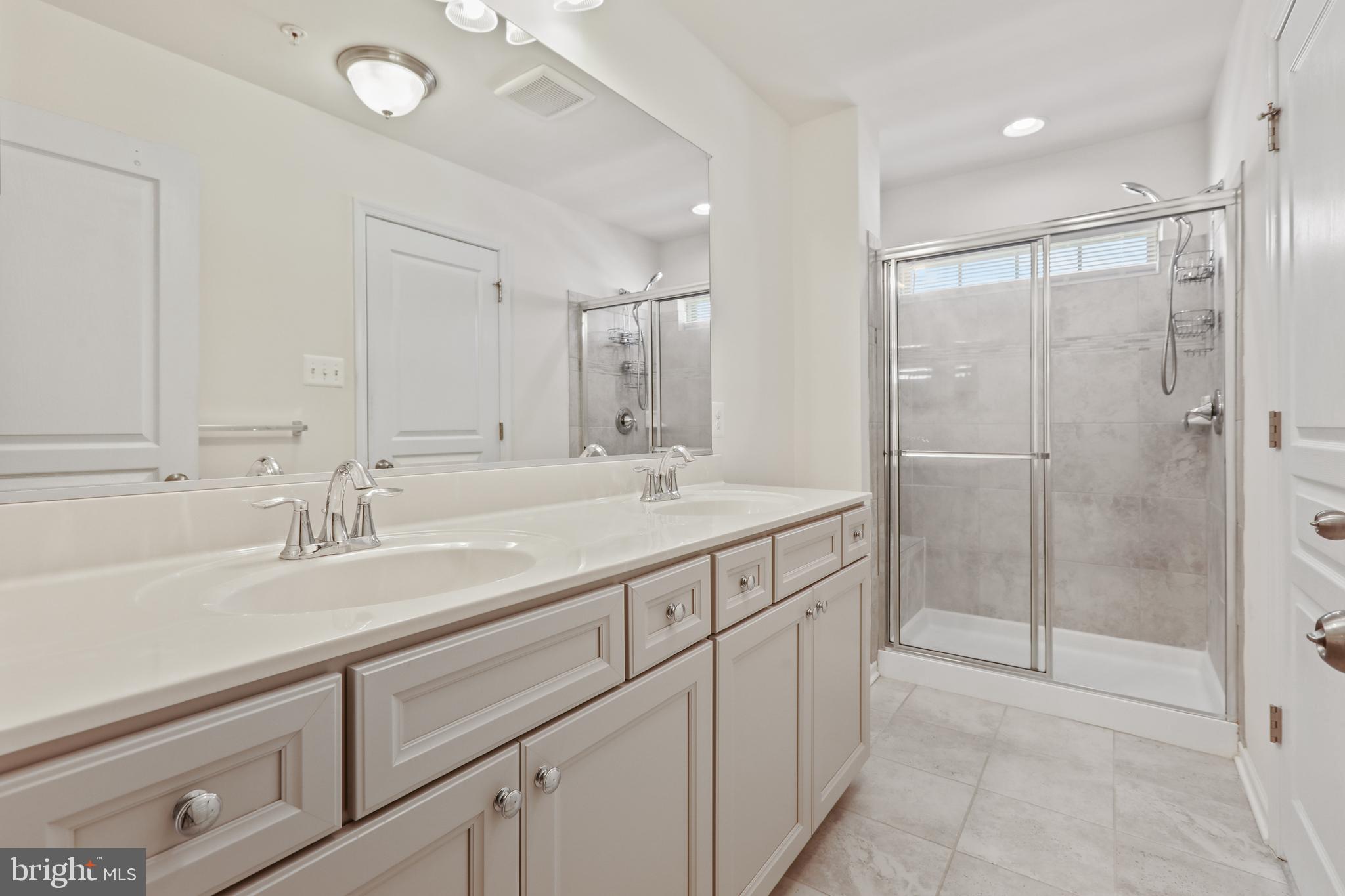 LAKES AT STANSBURY SHORE - Residential