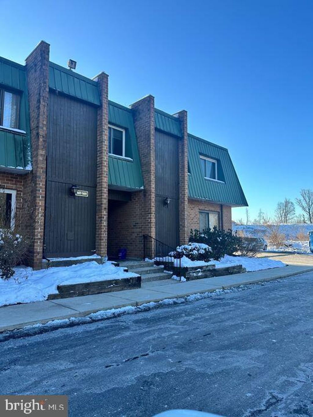 Photo of 1602 Meadowview Lane #1602, MONT CLARE, PA 19453 (MLS # PAMC2165872)